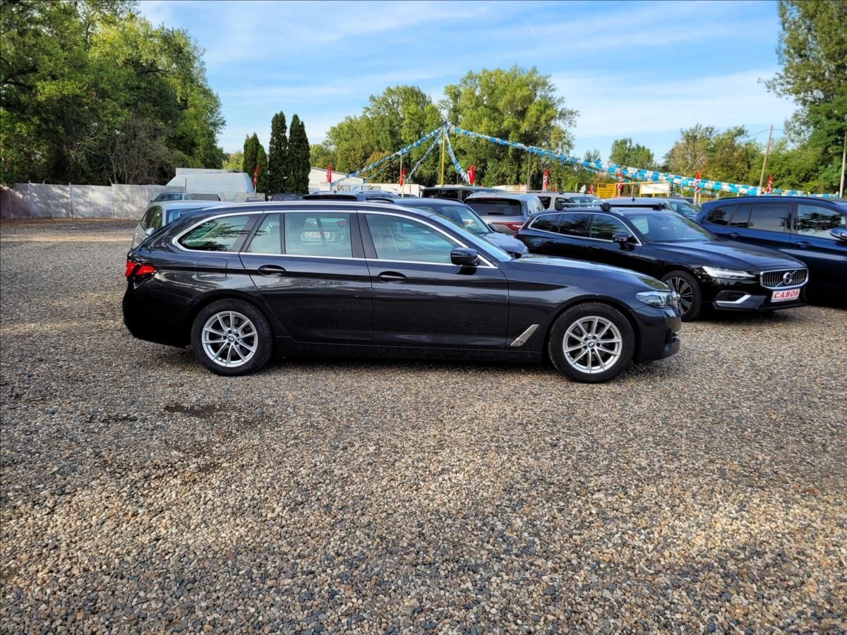 BMW Řada 5, 2,0 HEV,LED,Navi,kůže,výhřev - fotka 4