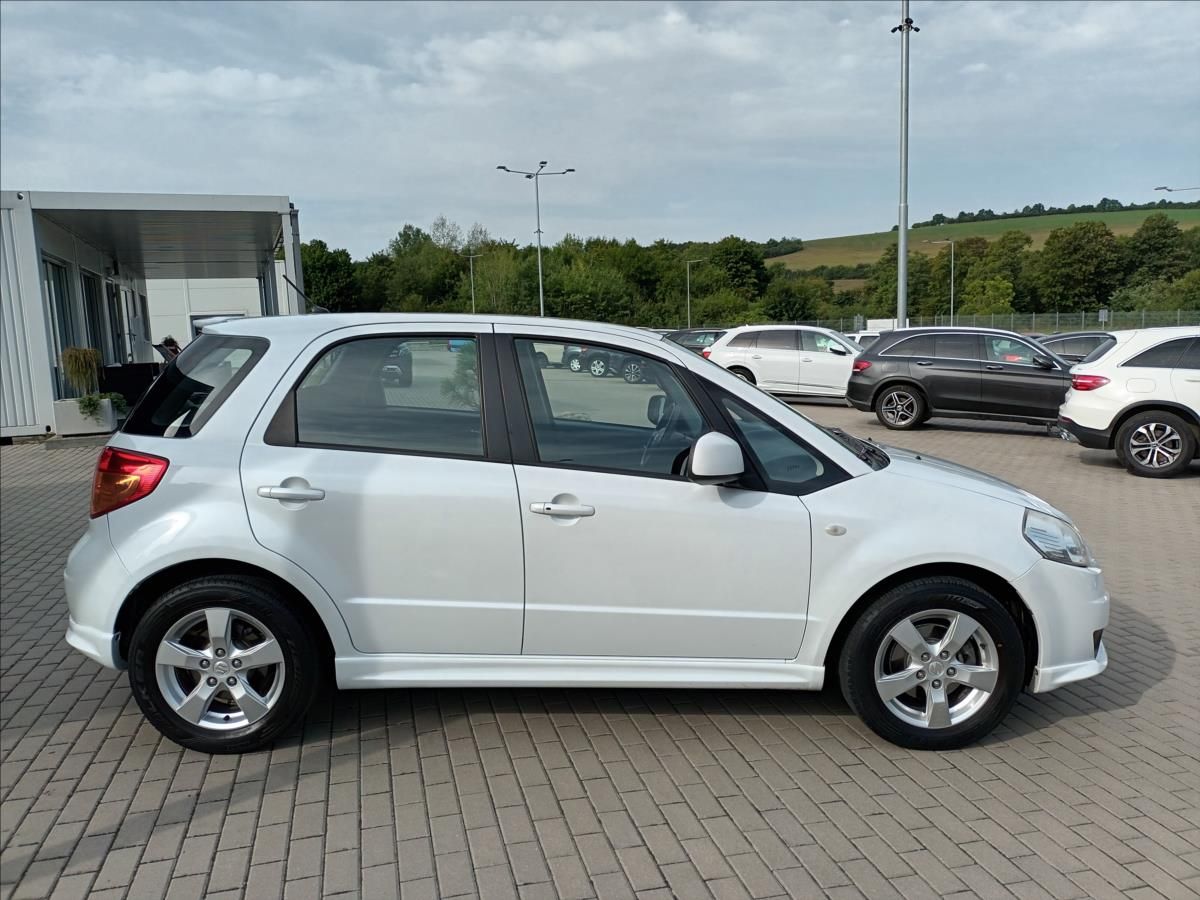 Suzuki SX4, 1,6 VVT,79KW,VÝHŘEV,SERVIS, - fotka 4