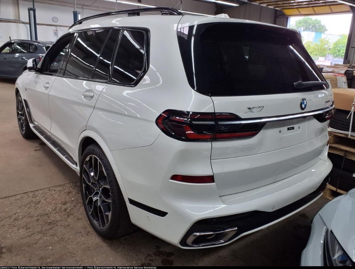 BMW X7, xDrive40i - fotka 4