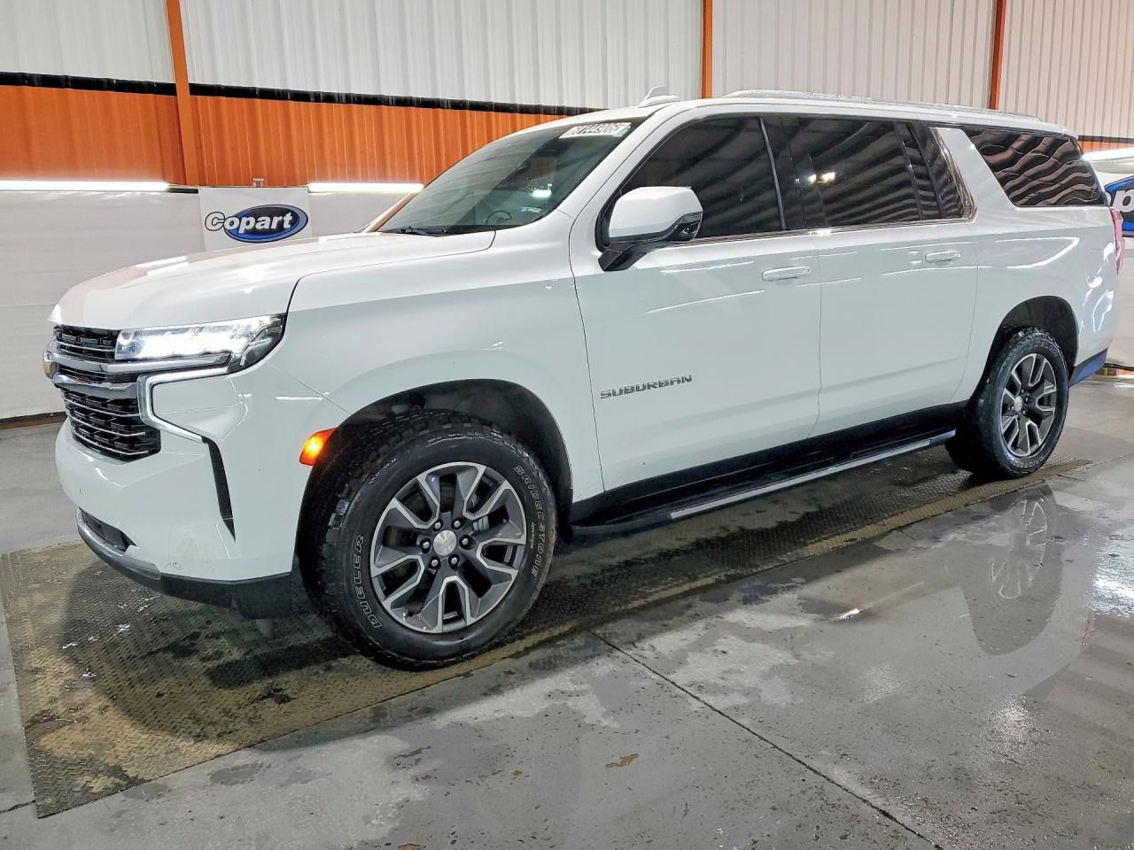 Chevrolet Suburban, Auto na cestě