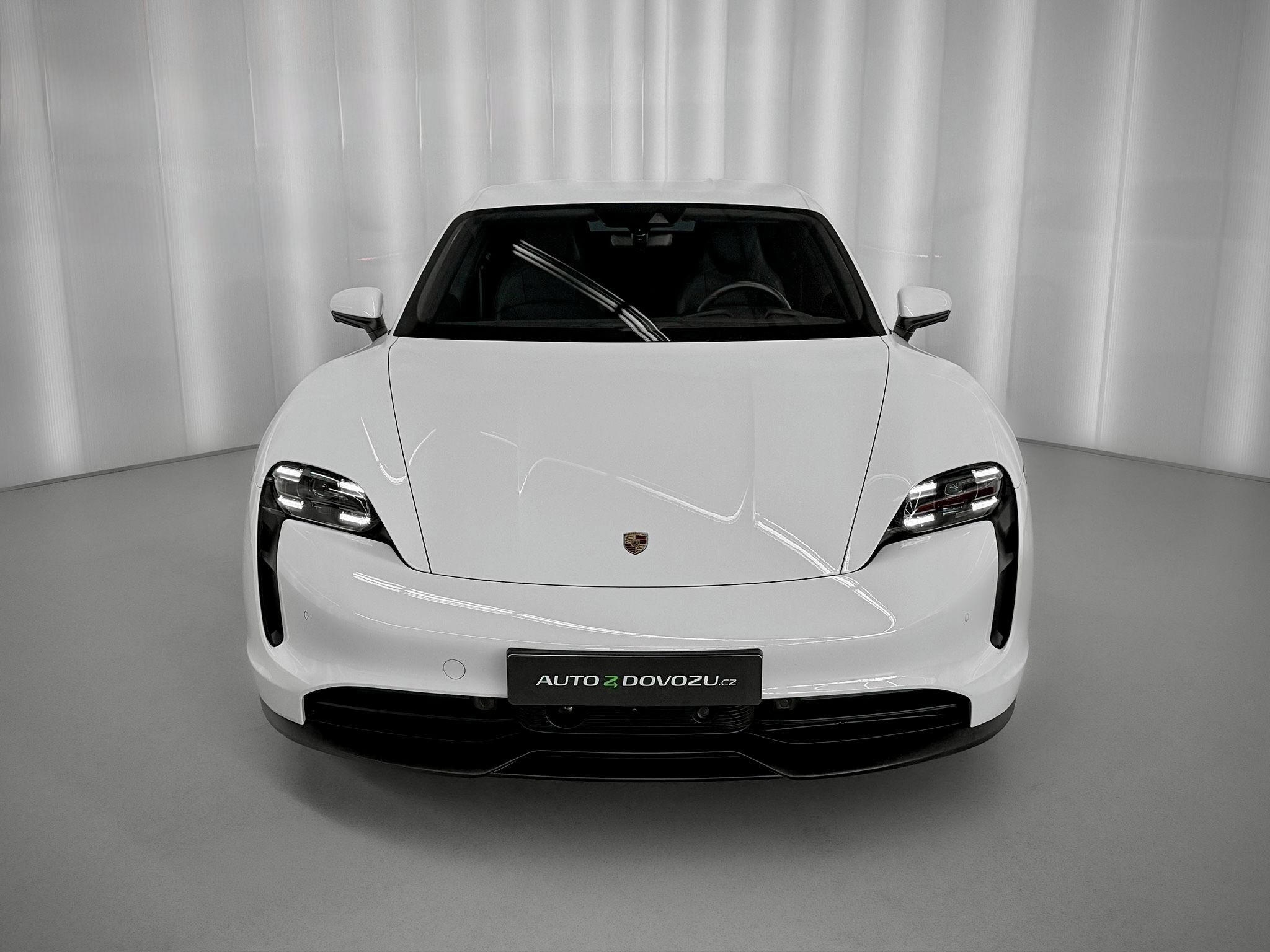 Porsche Taycan, 4S PERFORMANCE, VZDUCH, BOSE - fotka 2