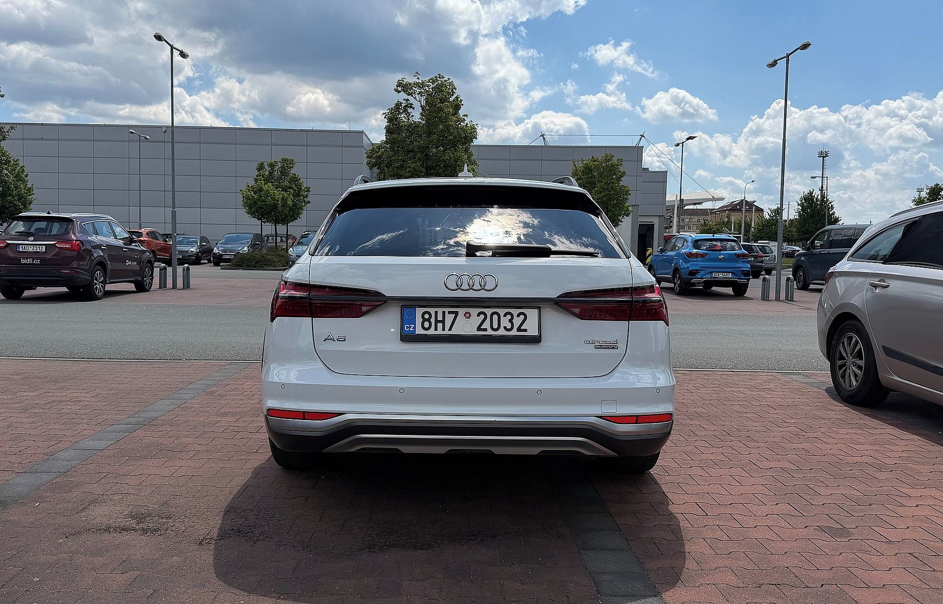 Audi A6 allroad, 45 TDi Quattro, závěs, vzduch - fotka 5