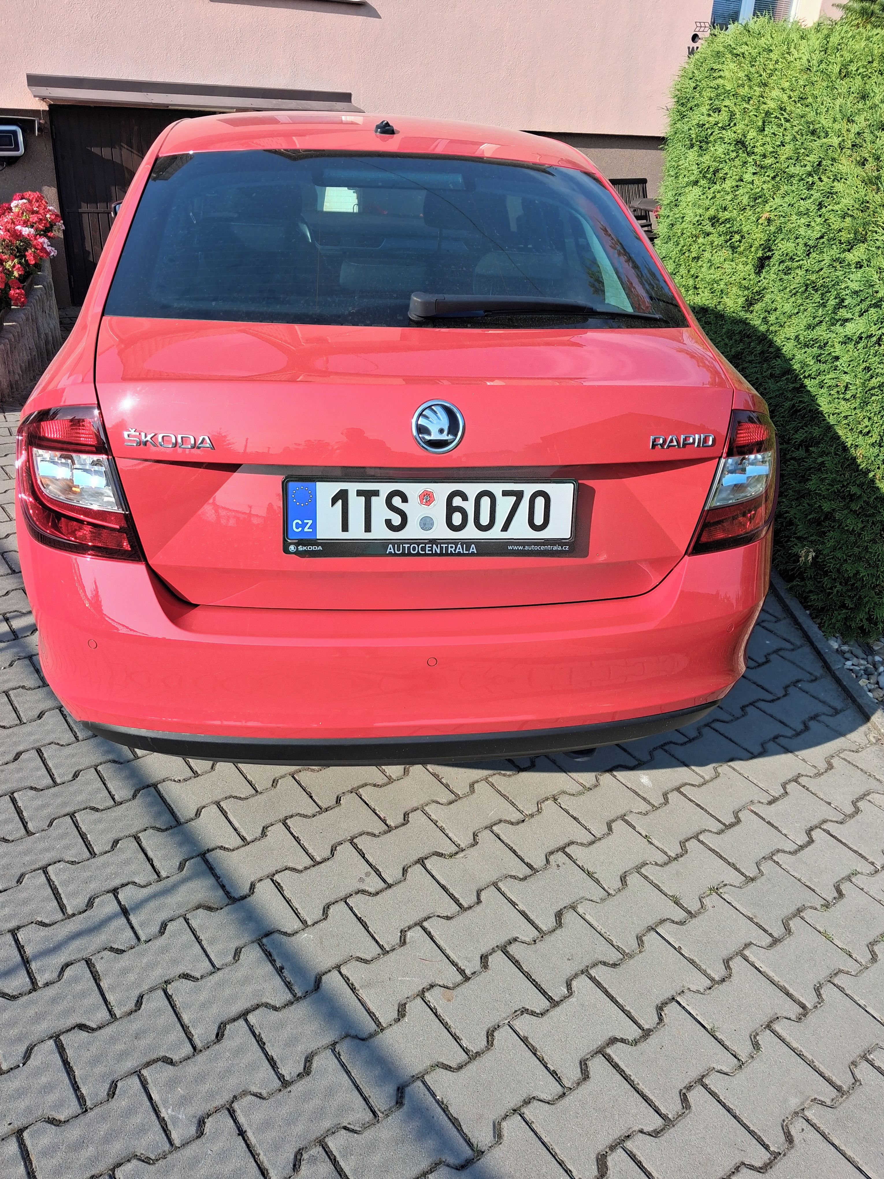 Škoda Rapid, 1.0 TSi 81kw výbava Style - fotka 2