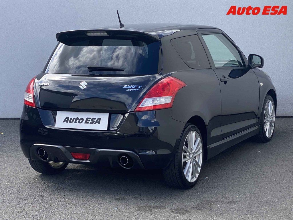 Suzuki Swift, 1.6i - fotka 4