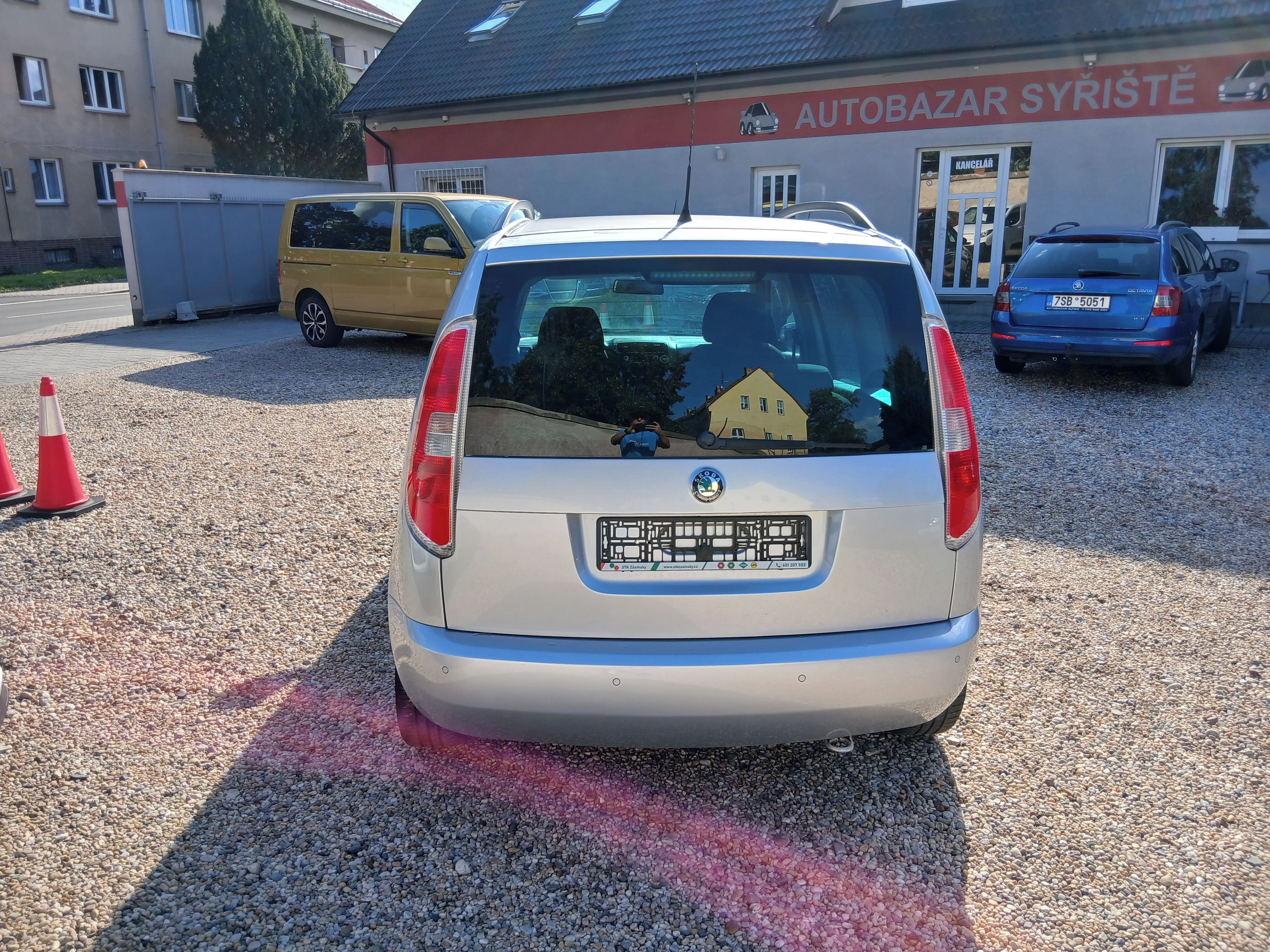 Škoda Roomster, 1.2i 12V 51KW Family,Nový serv - fotka 6