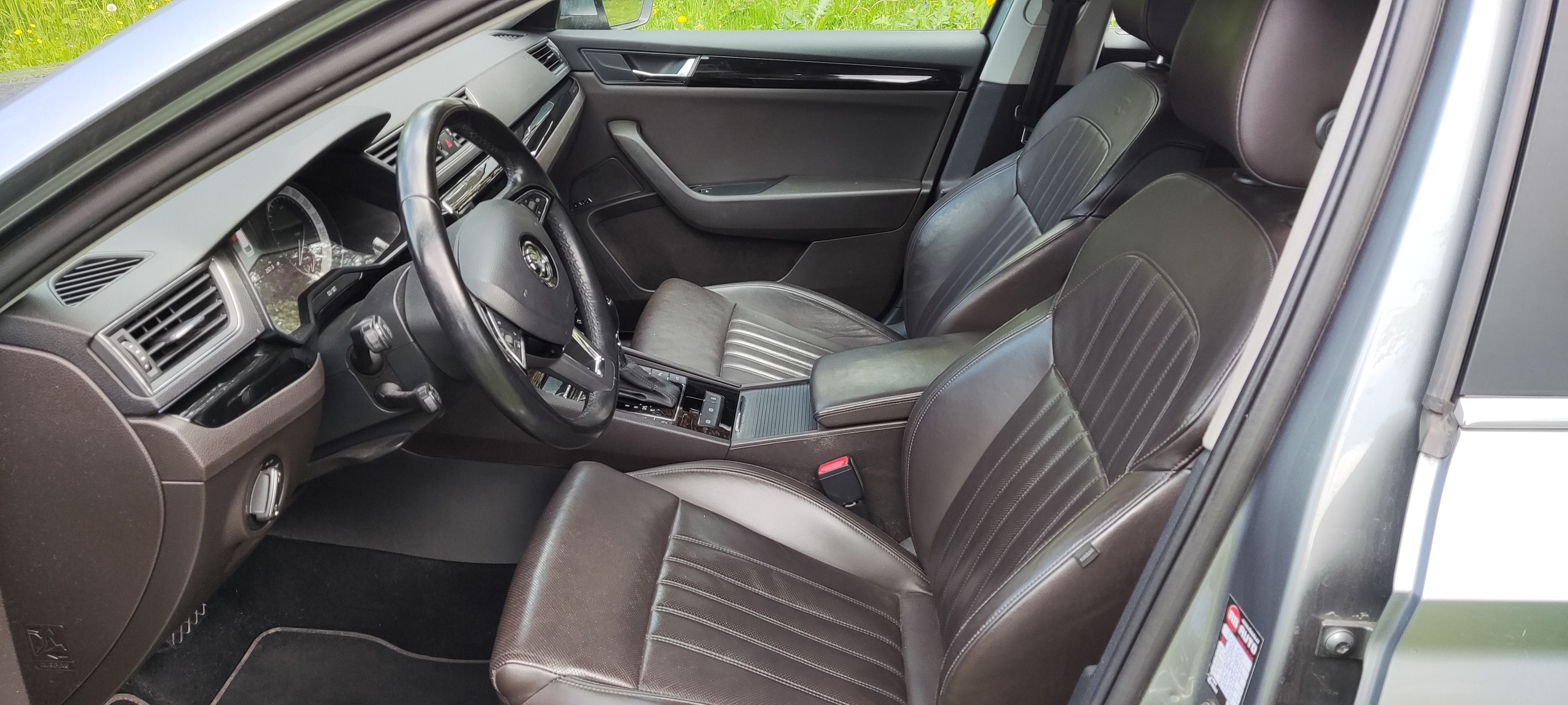 Škoda Superb, I na SPLÁTKY 2.0TDI L&K DSG 4X - fotka 6