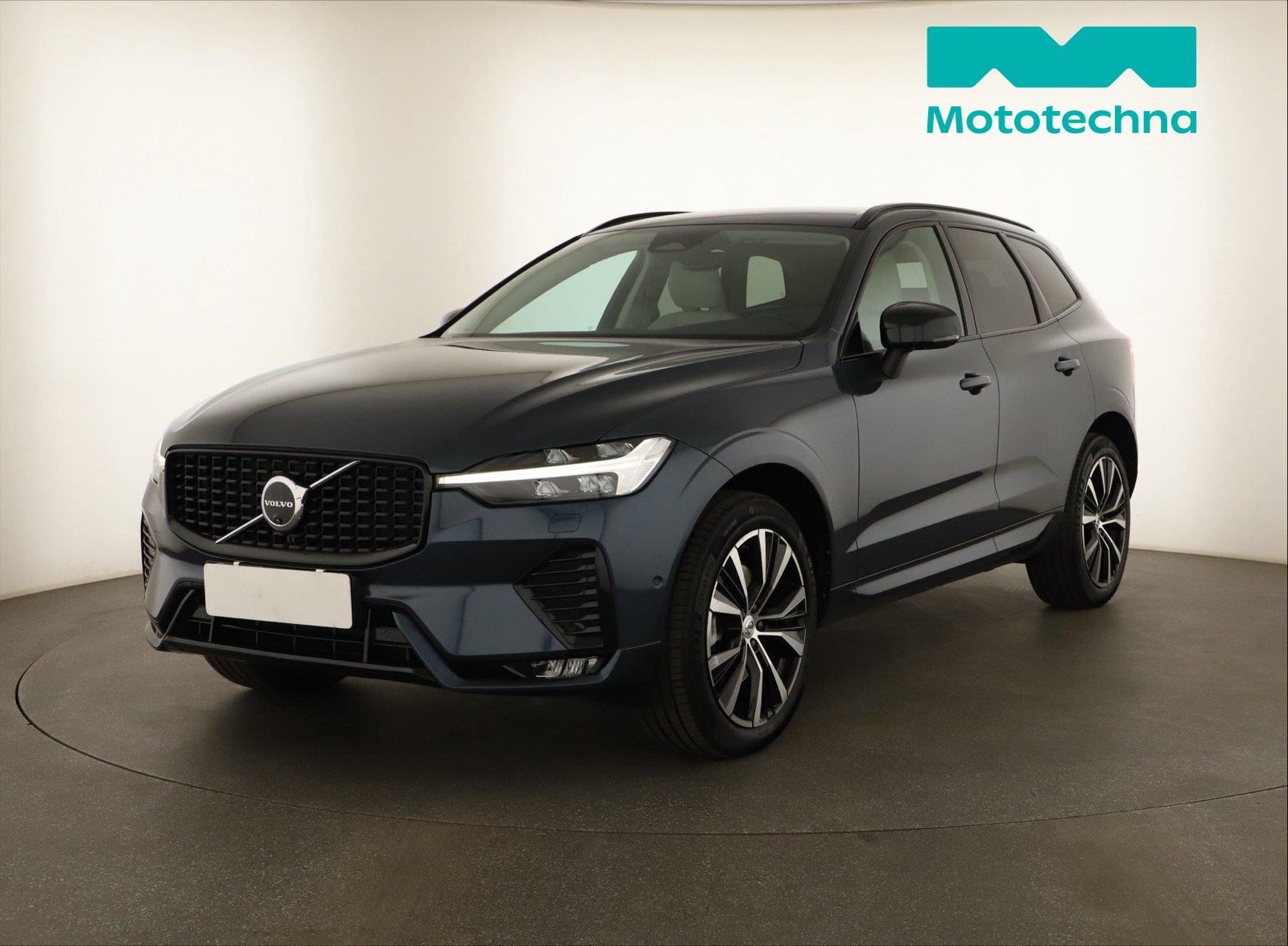 Volvo XC60, B4 AWD