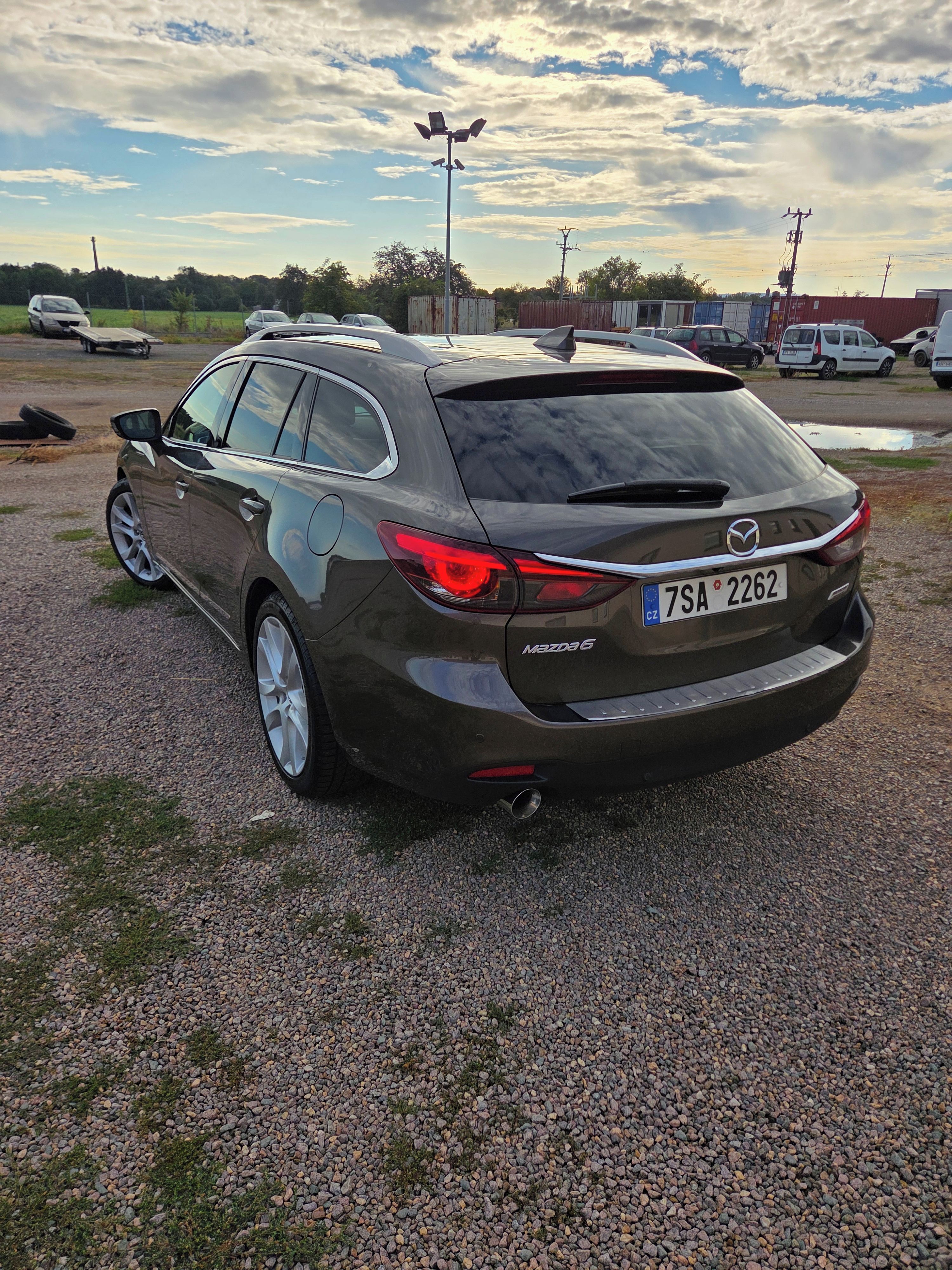 Mazda 6 - fotka 3