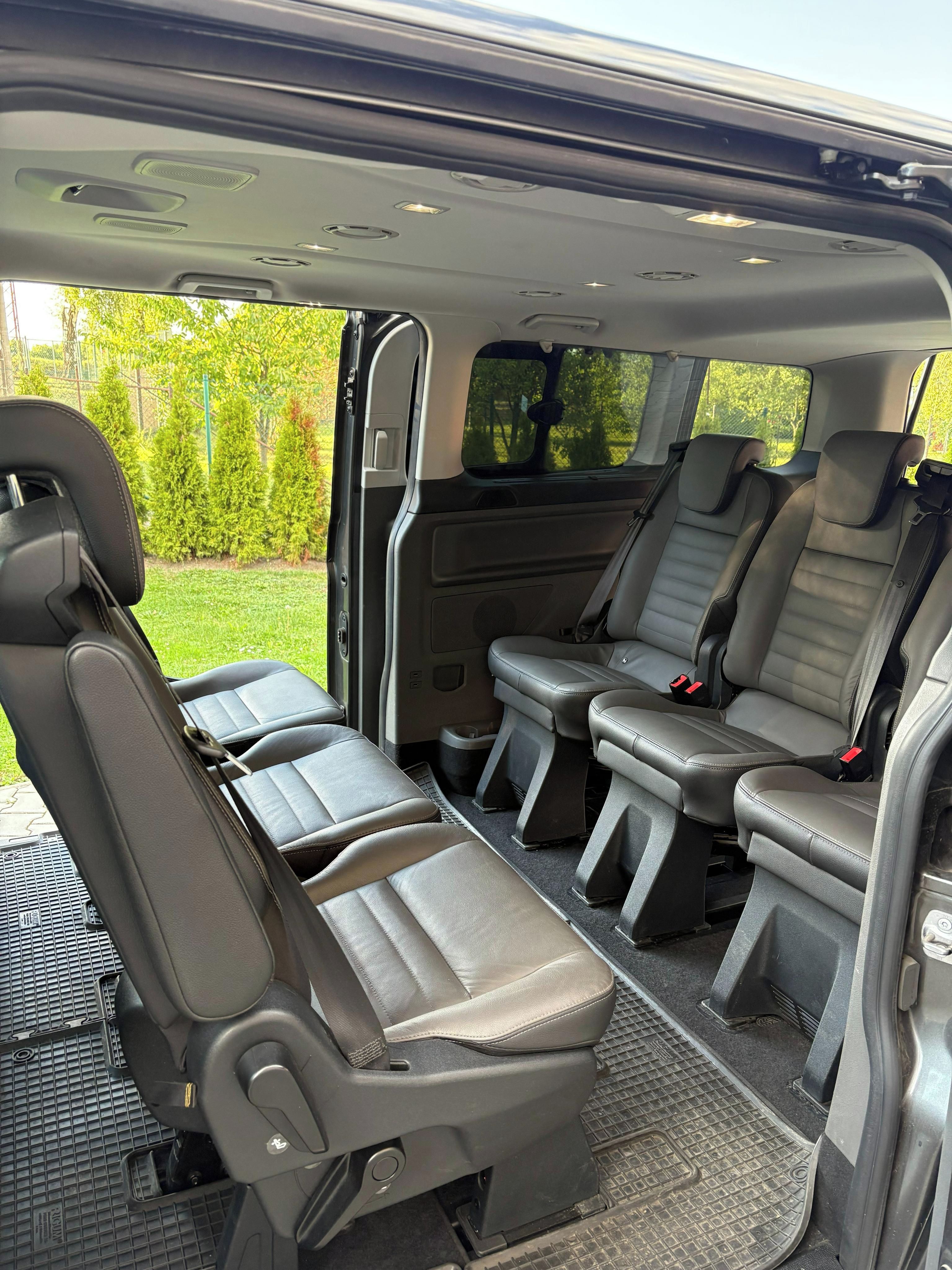 Ford Tourneo Custom - fotka 3