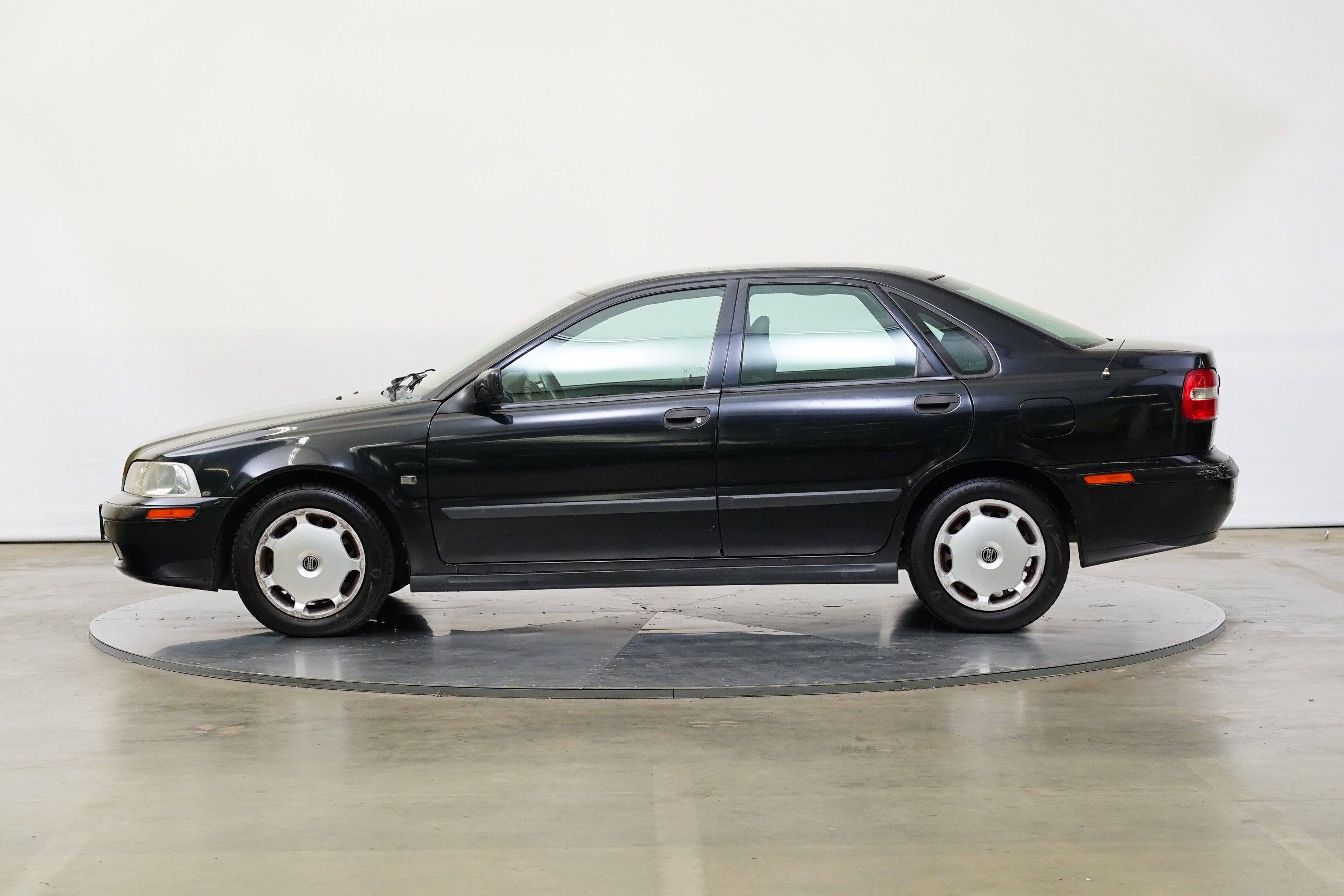 Volvo S40, 1.8i 90 kW - fotka 3