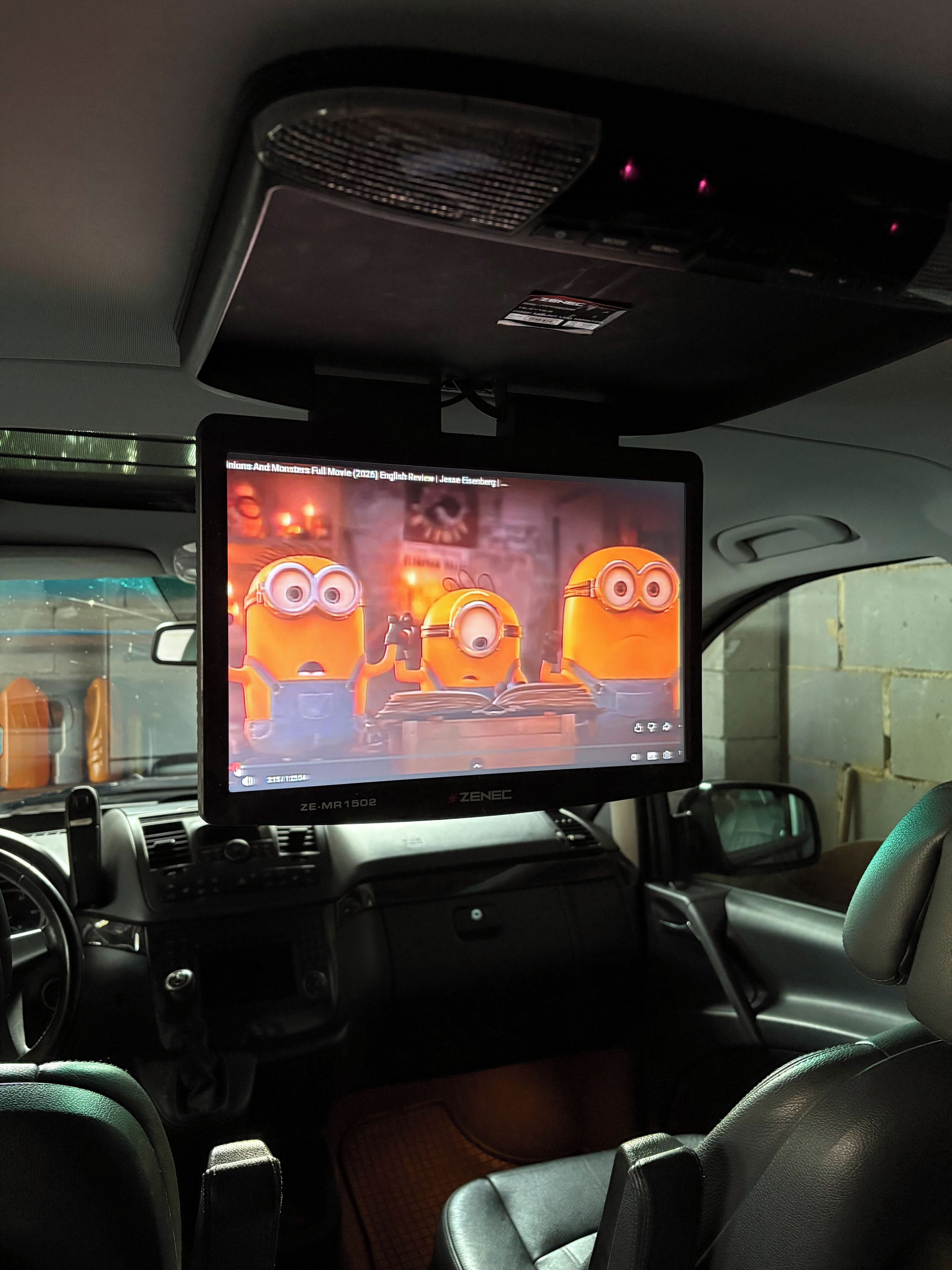 Mercedes-Benz Viano, Mercedes Viano 3.0 s TV - fotka 3