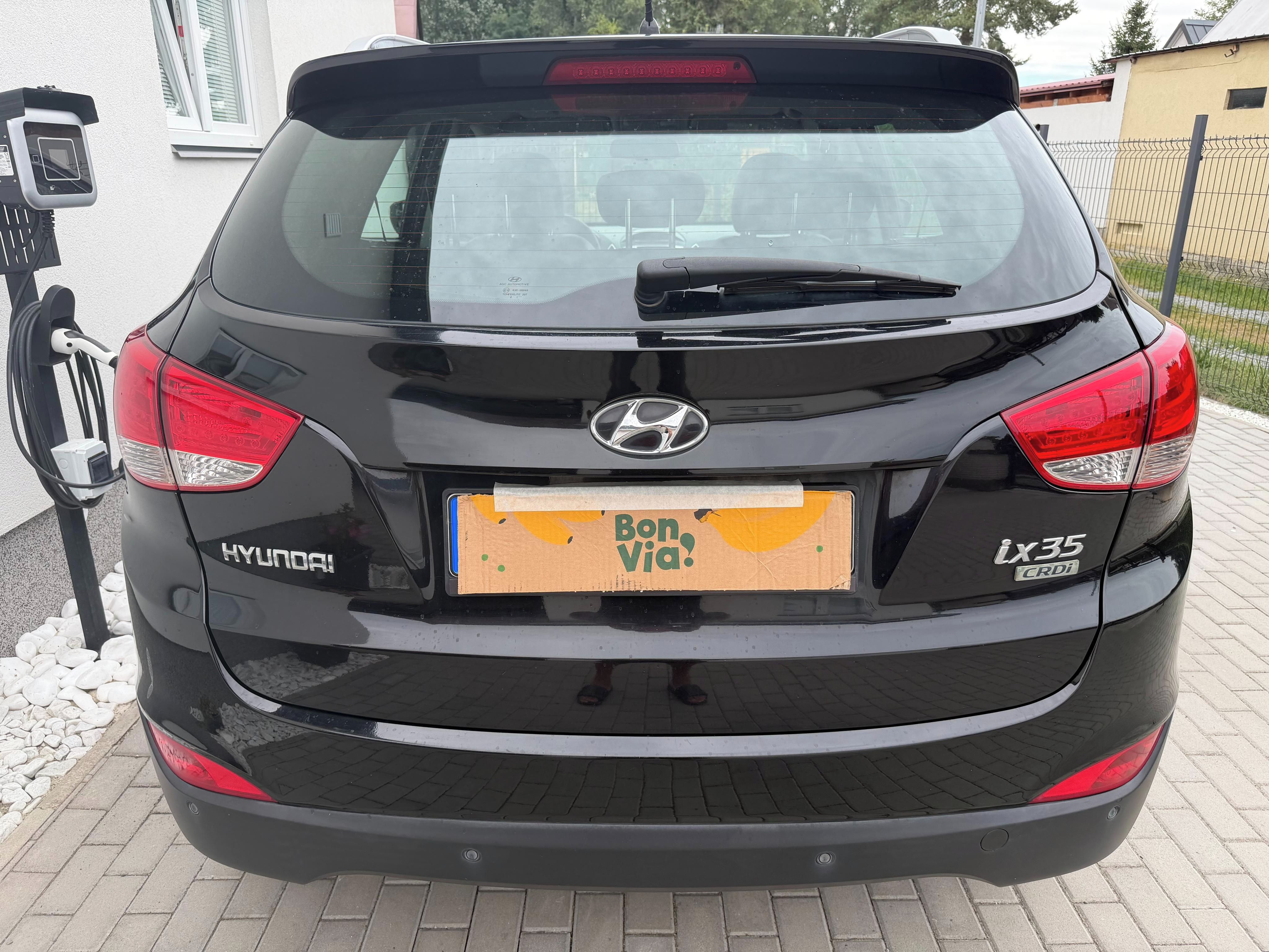 Hyundai ix35, 1,7 crdi, koupeno nové v ČR - fotka 4