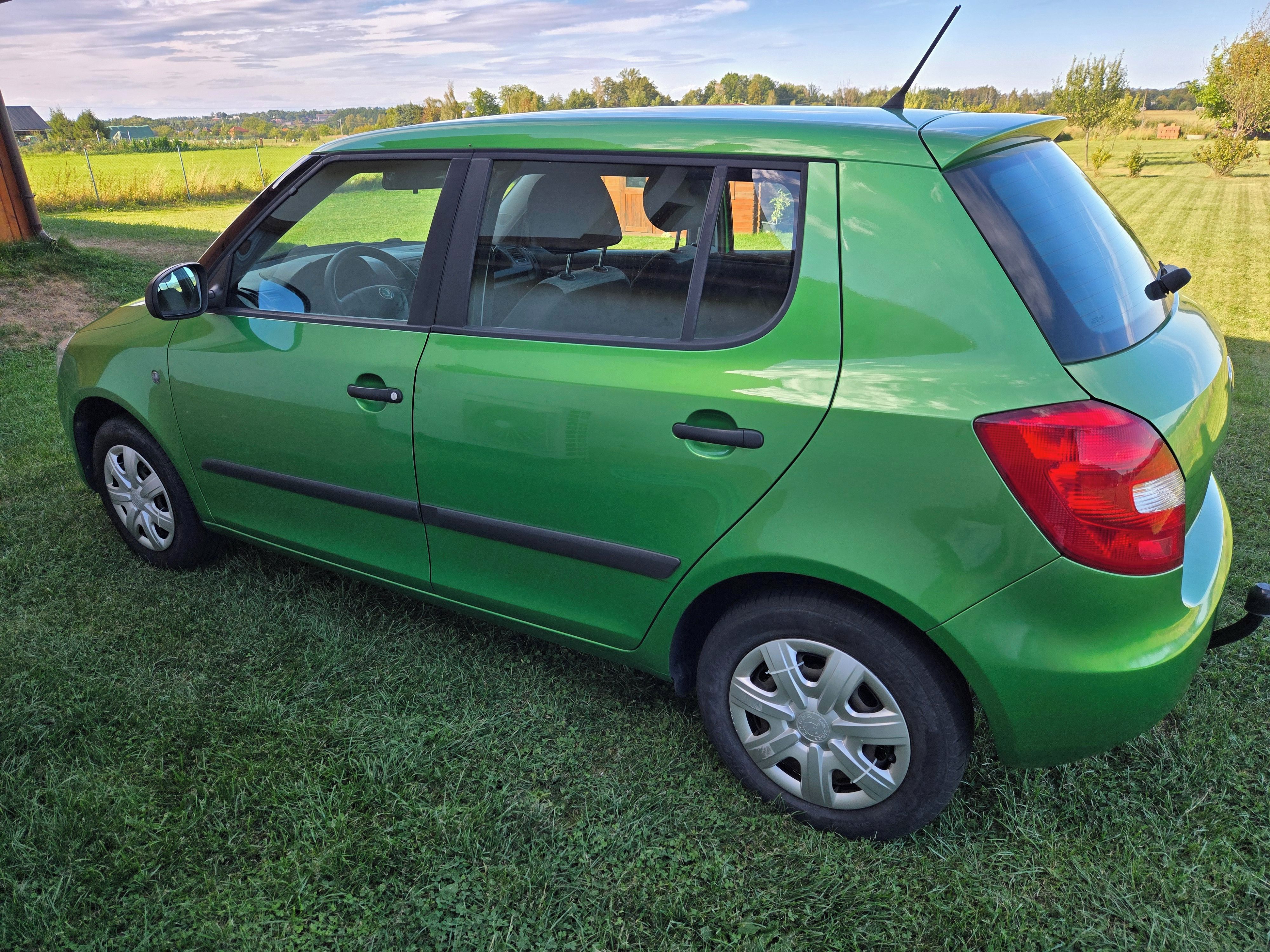 Škoda Fabia, 137tkm, nehav, serviska, tažné - fotka 2