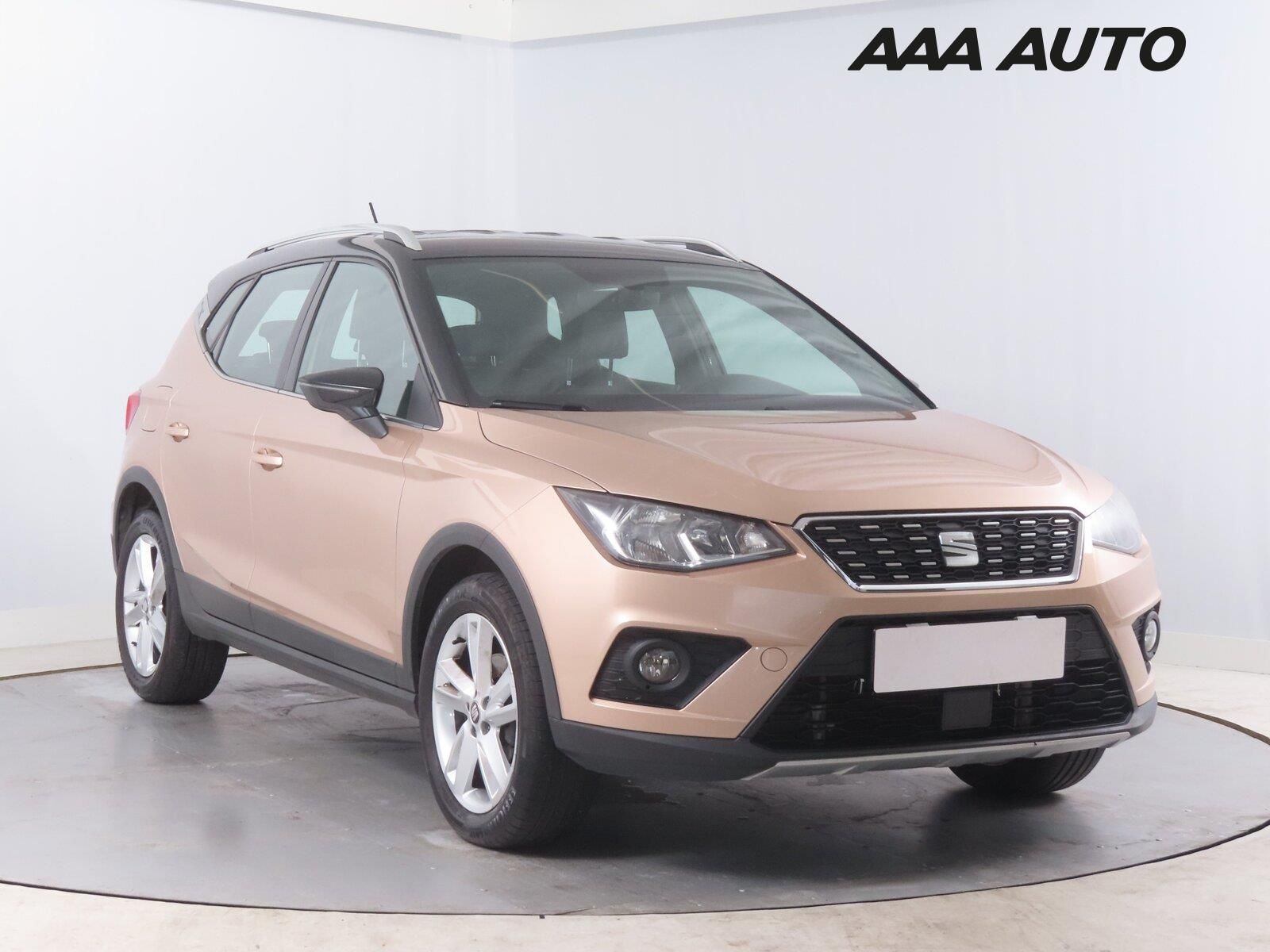 Seat Arona, 1.0 TSI, Automatická klima