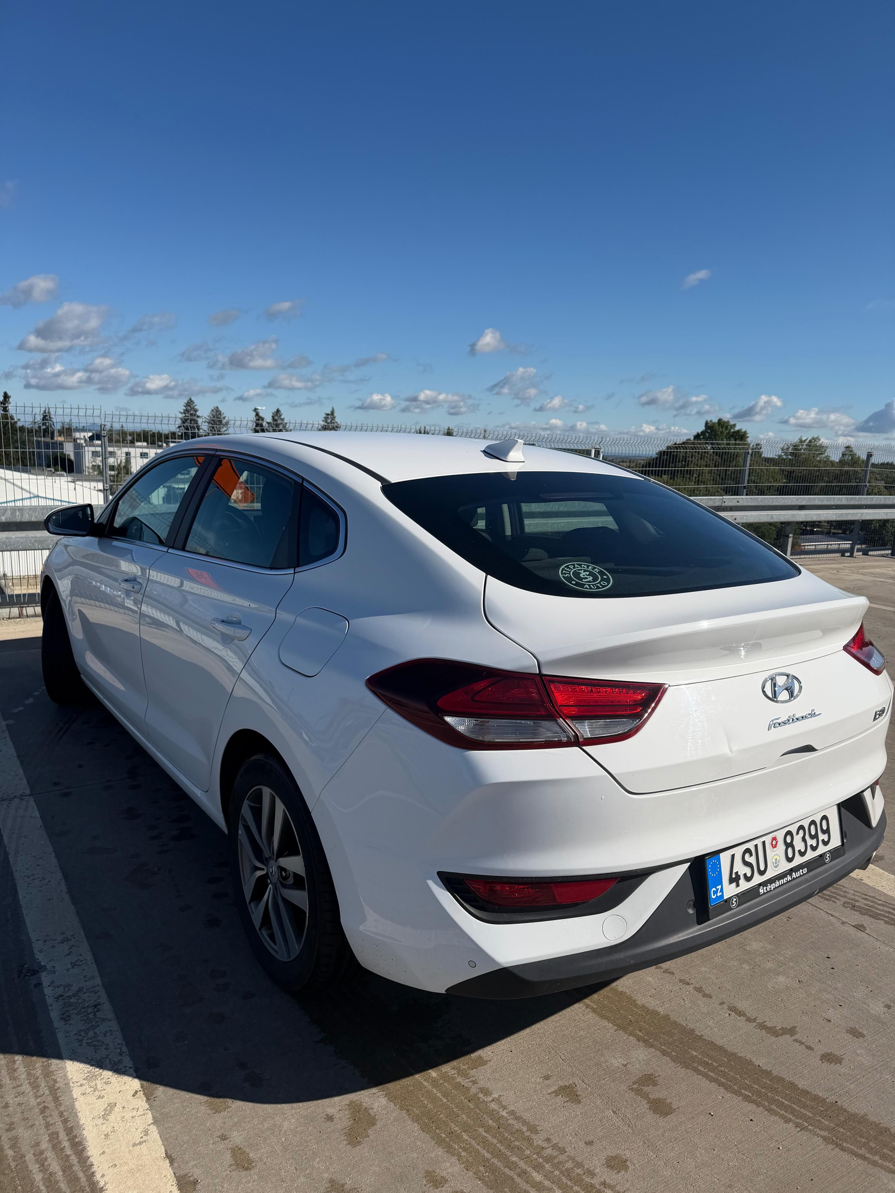 Hyundai i30, Hyundai i30 fastback 1.0 T-GDI - fotka 5