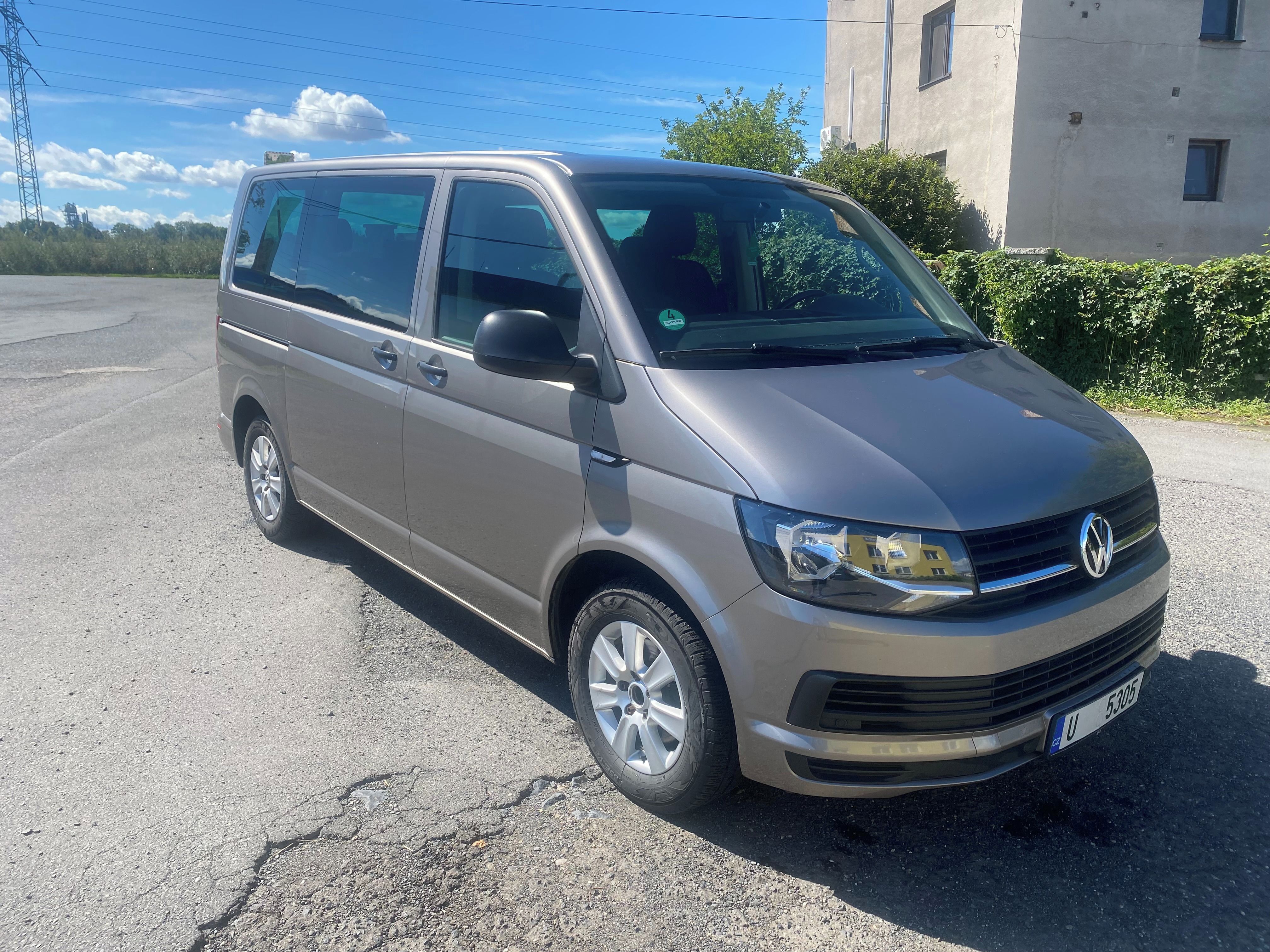 Volkswagen Multivan, 2,0TDI,110KW,NEHAVAROVÁNO - fotka 4