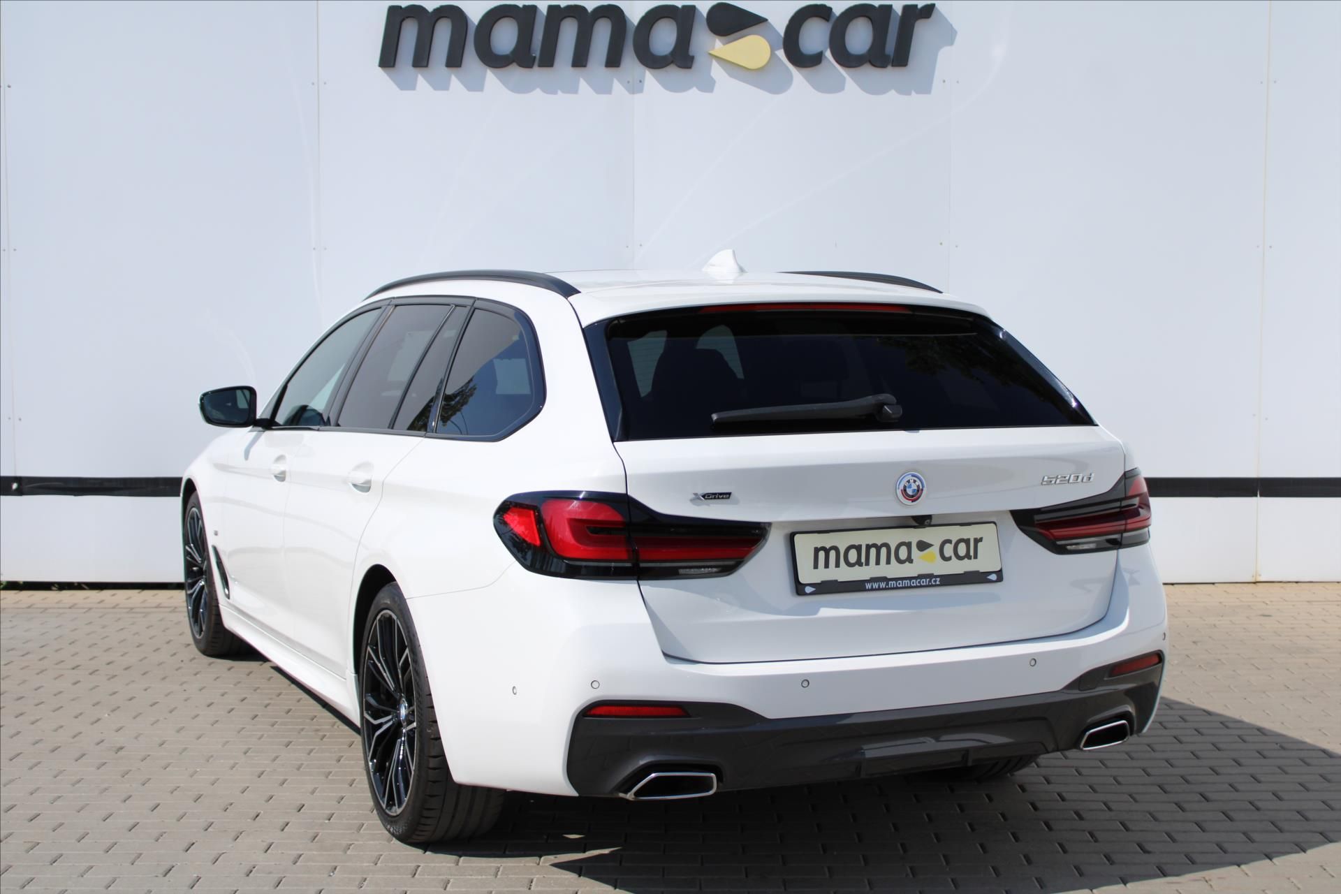 BMW Řada 5, 520d xDrive 140kW M PAKET ČR - fotka 5