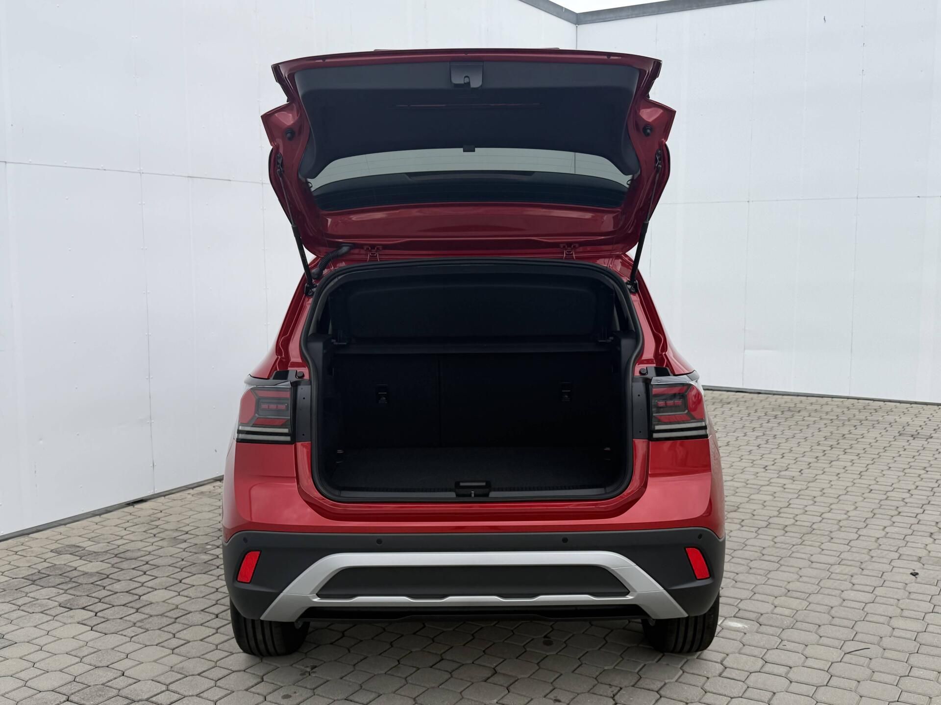 Volkswagen T-Cross, Love 6G 1.0TSI - fotka 4