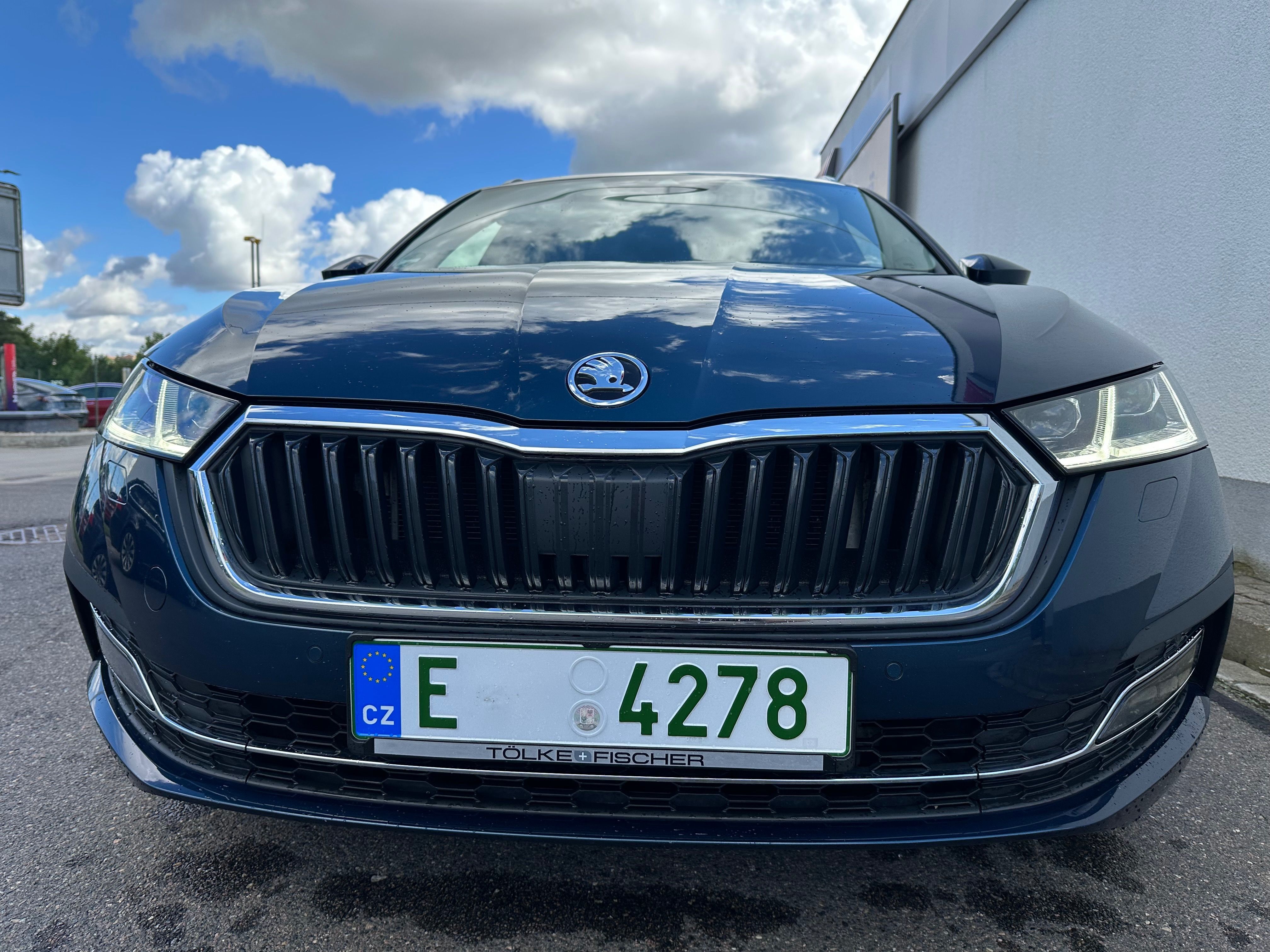 Škoda Octavia, 2.0tdi 110kw DSG 5/2023 - fotka 2