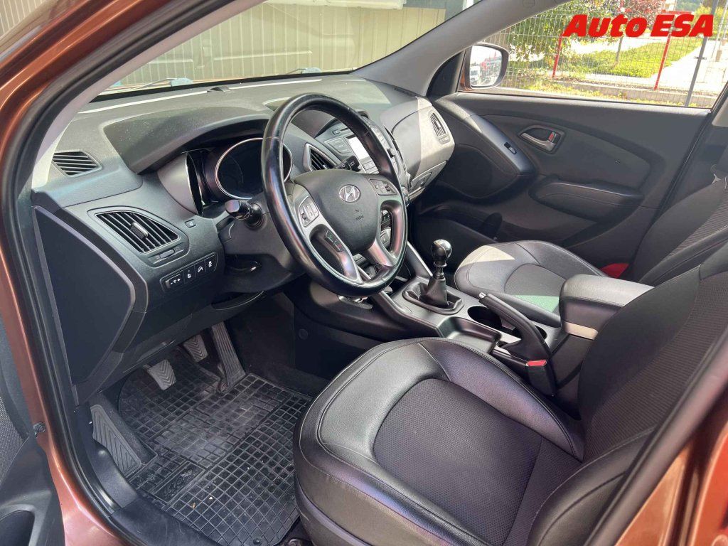 Hyundai ix35, 2.0 CRDi,ČR - fotka 3