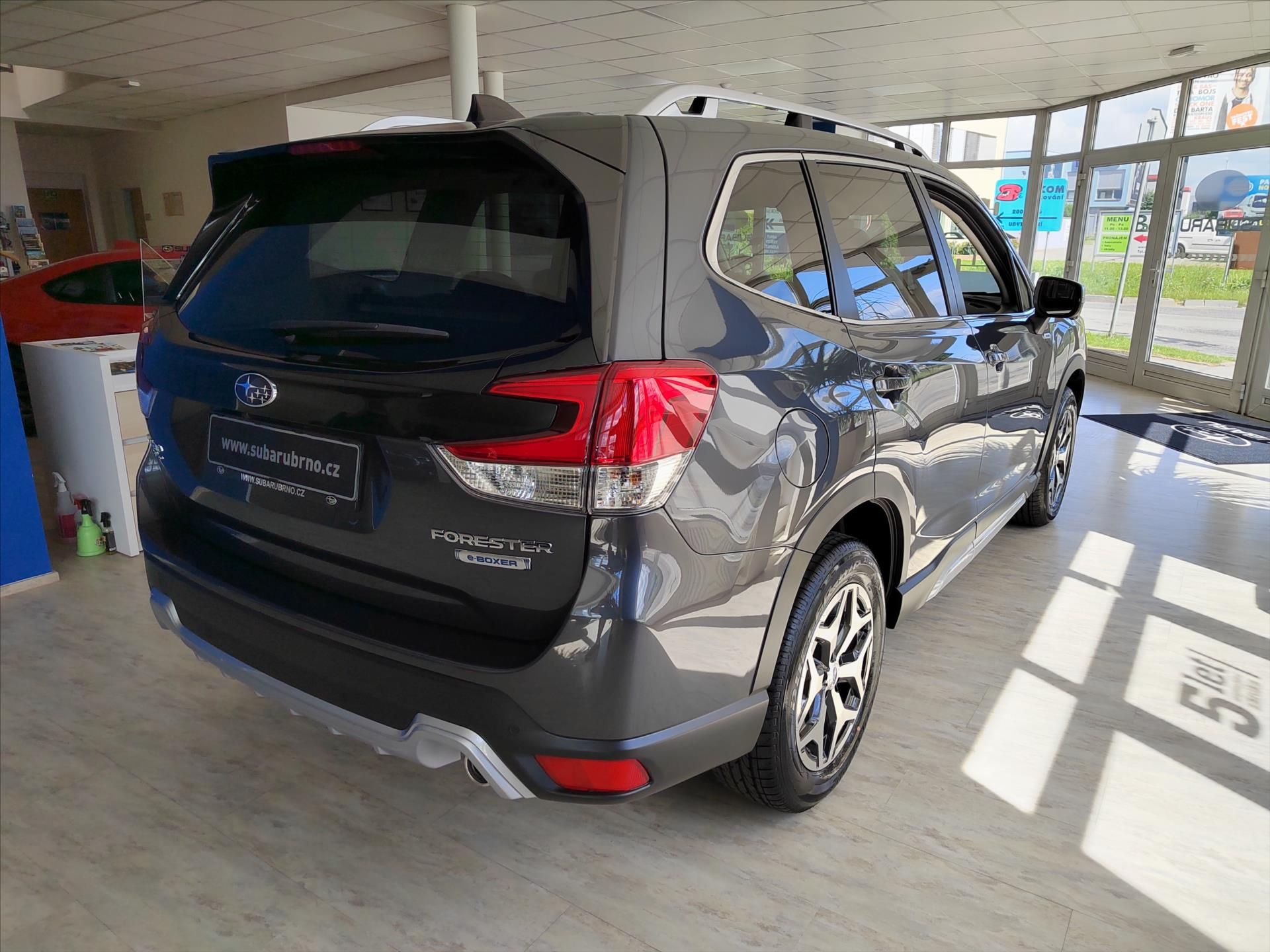 Subaru Forester, 2,0 Comfort NAVI - fotka 5