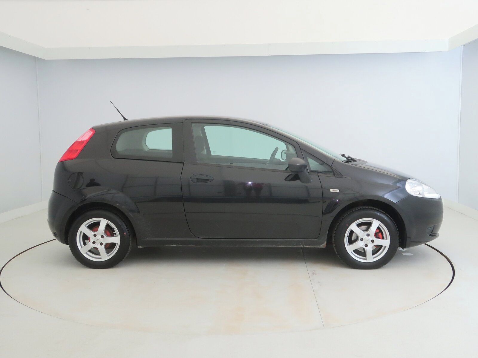 Fiat Punto, 1.2, LPG, Parkovací asistent - fotka 6