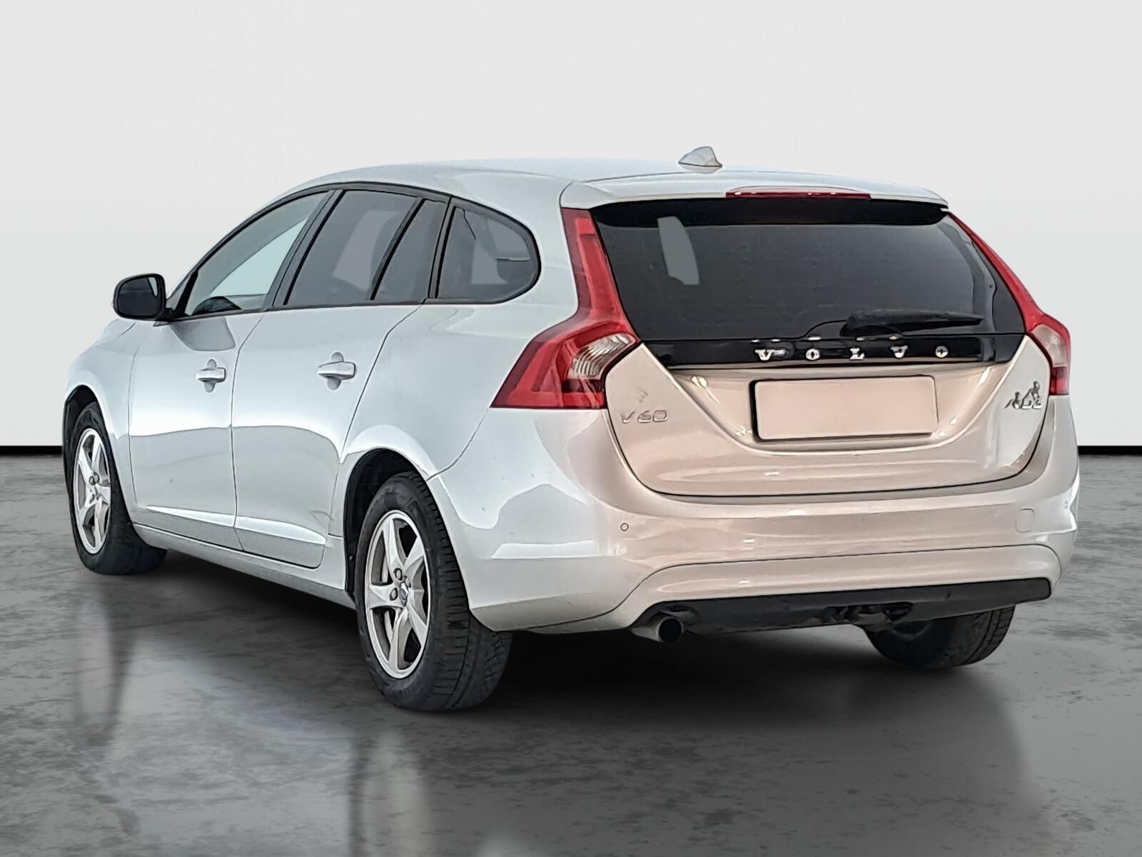 Volvo V60, D3 2.0, Navi - fotka 4
