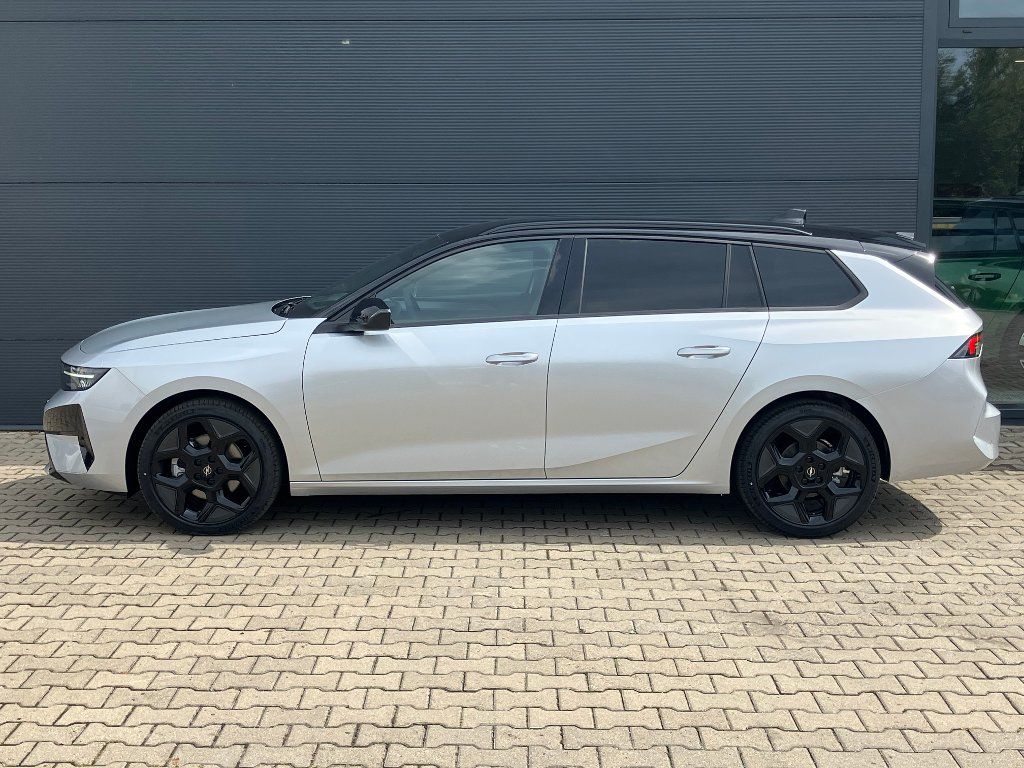 Opel Astra, ST ULTIMATE Hybrid 1.2 Turbo - fotka 3