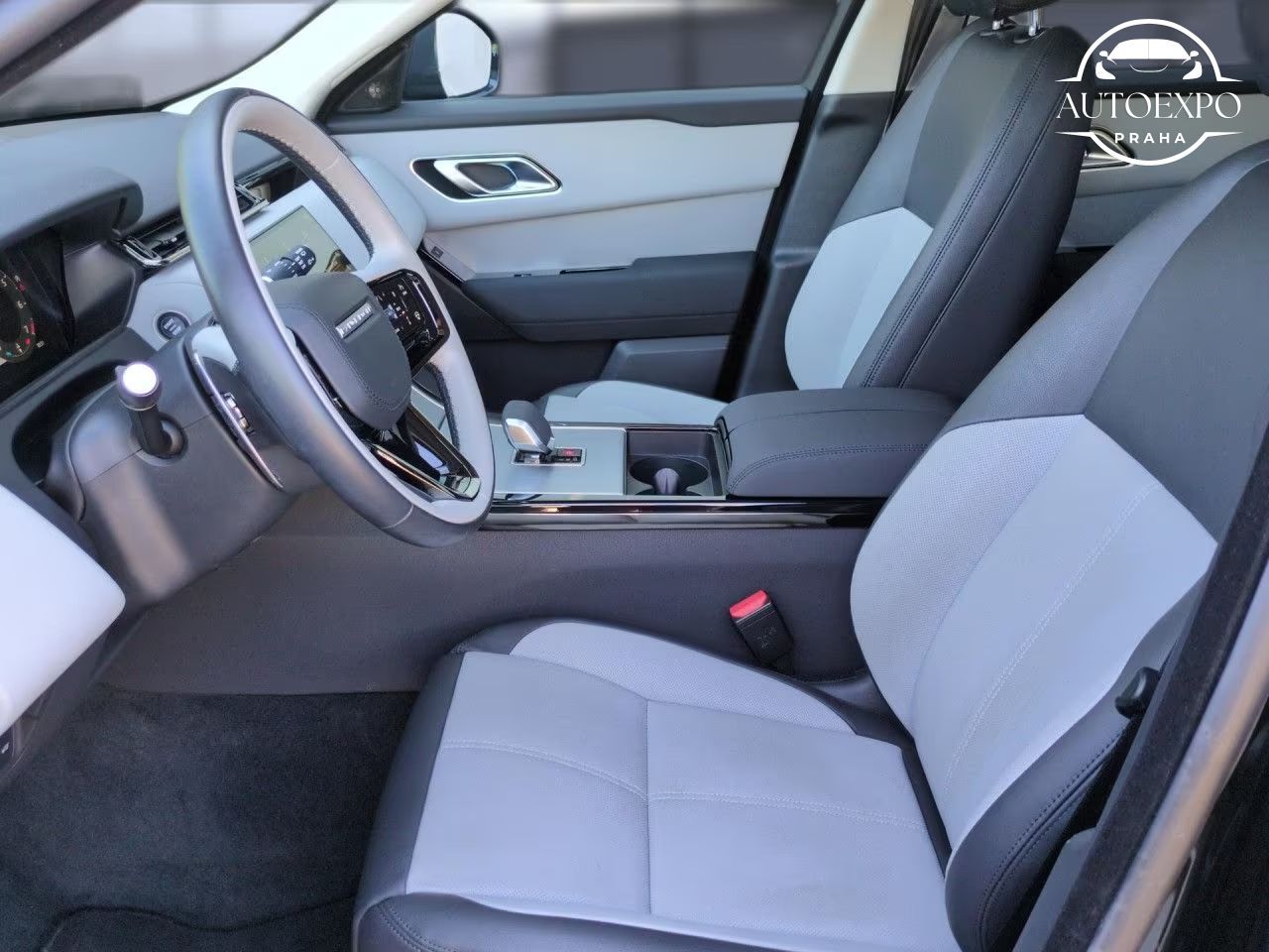 Land Rover Range Rover Velar, P250 S závěs Winter-Paket - fotka 5
