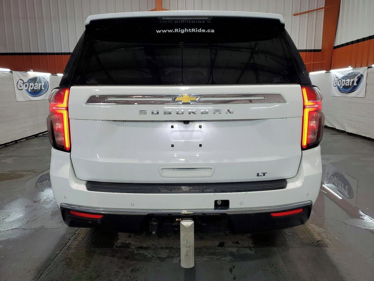Chevrolet Suburban, Auto na cestě - fotka 6