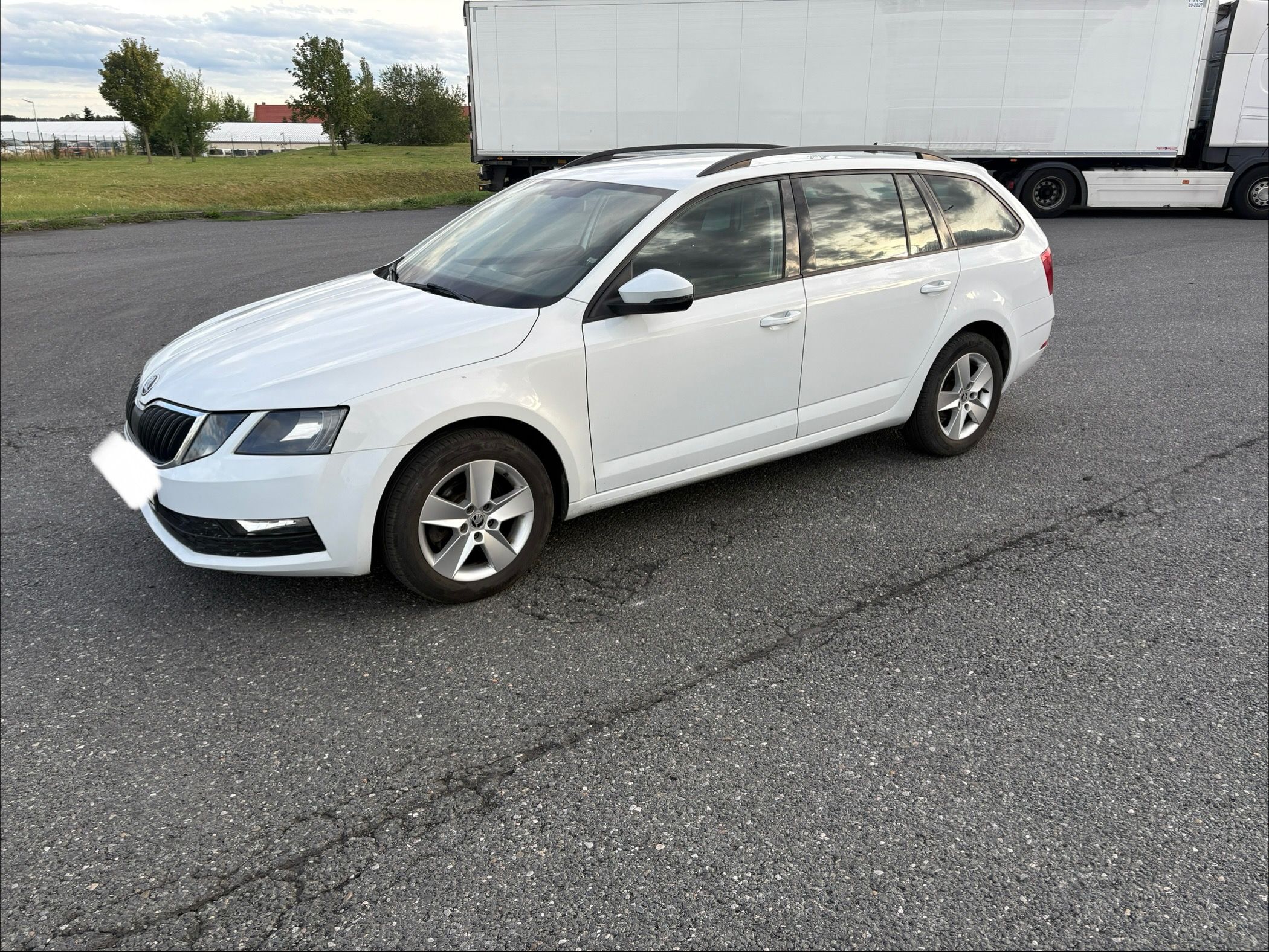 Škoda Octavia, 1,6TDi, po rozvodech - fotka 5