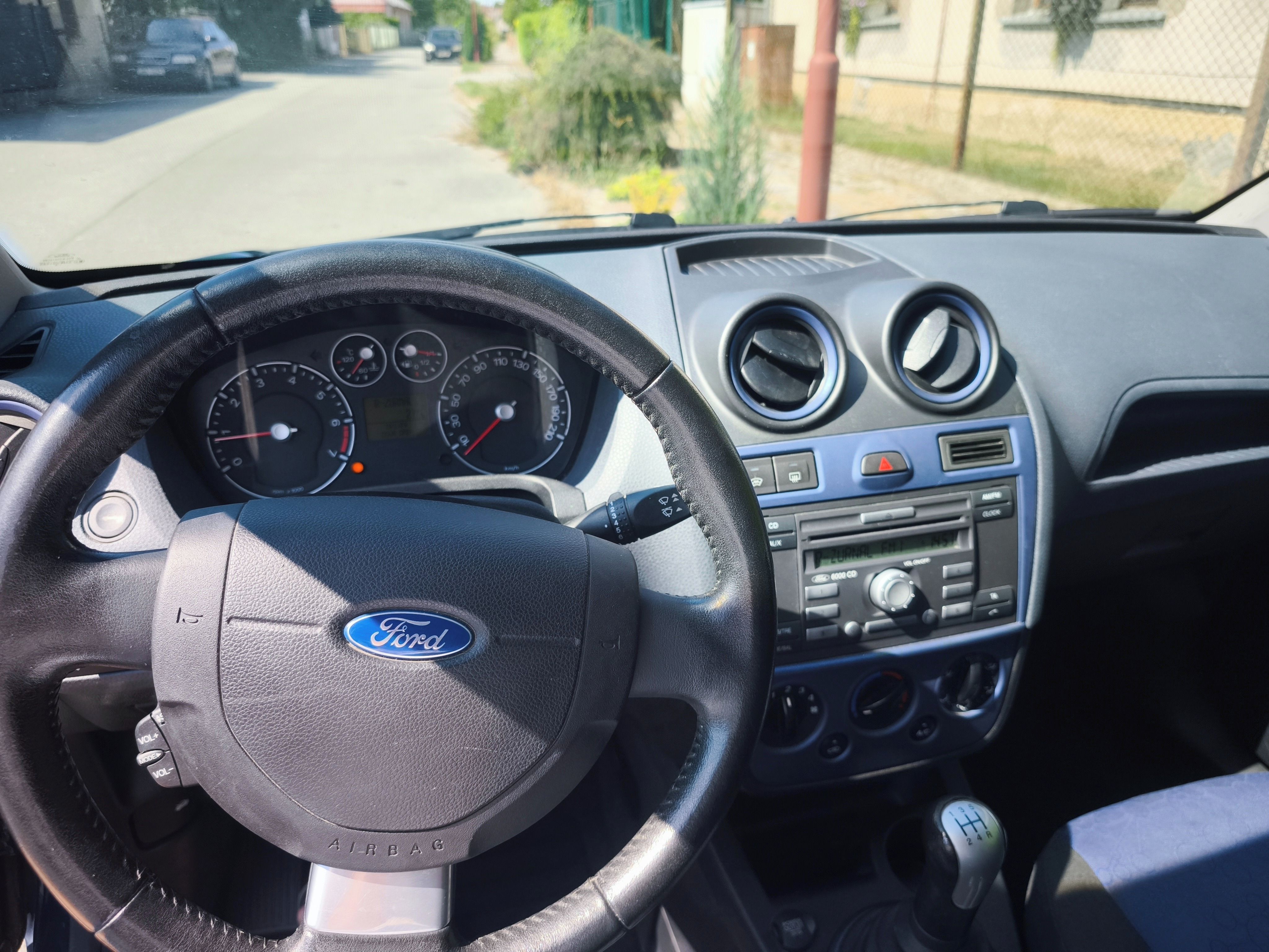 Ford Fiesta, 1.3 Duratec, 1. maj., ČR původ - fotka 5