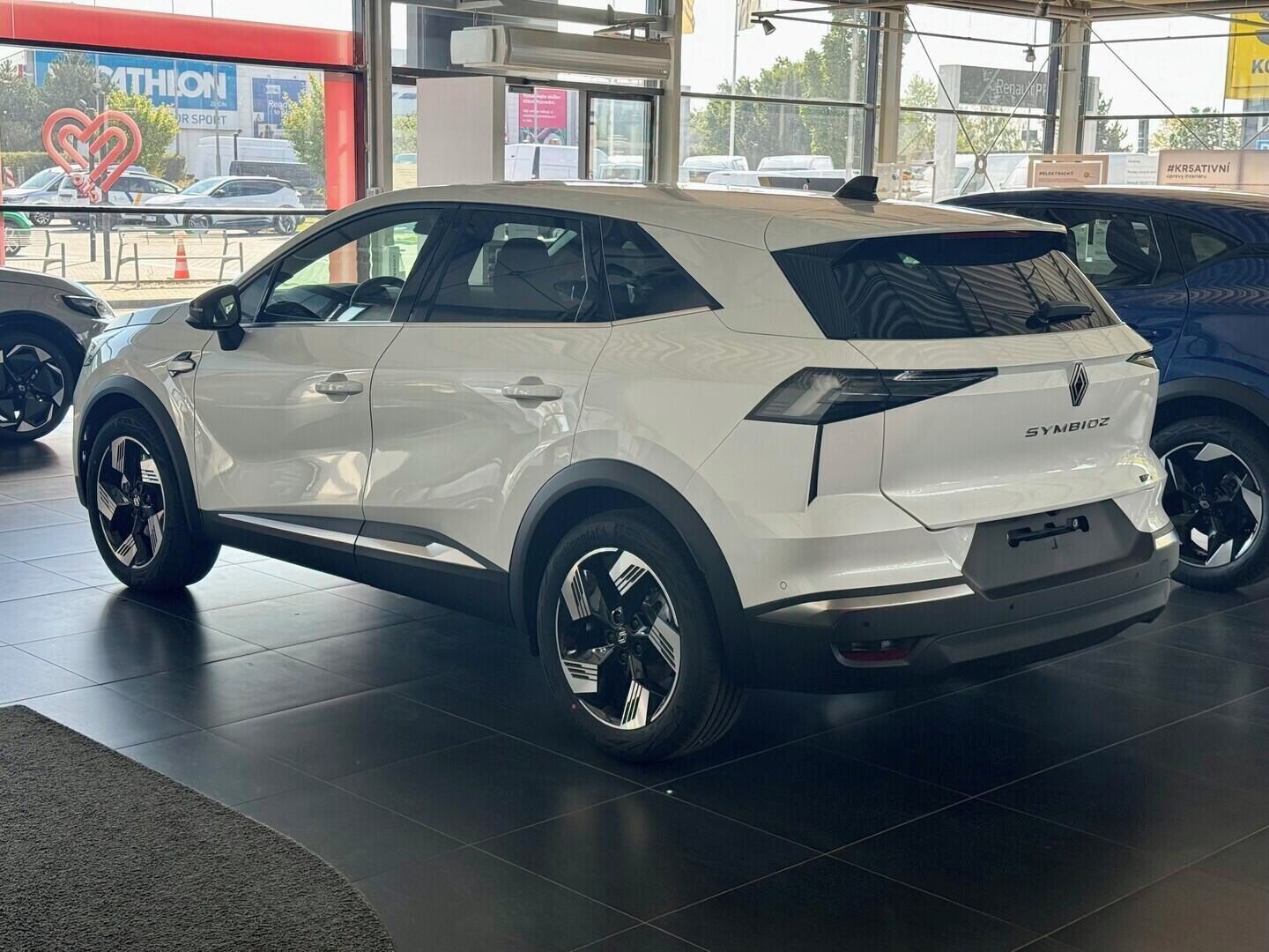 Renault Symbioz, Techno E-Tech 160 1.8 105 kW - fotka 5