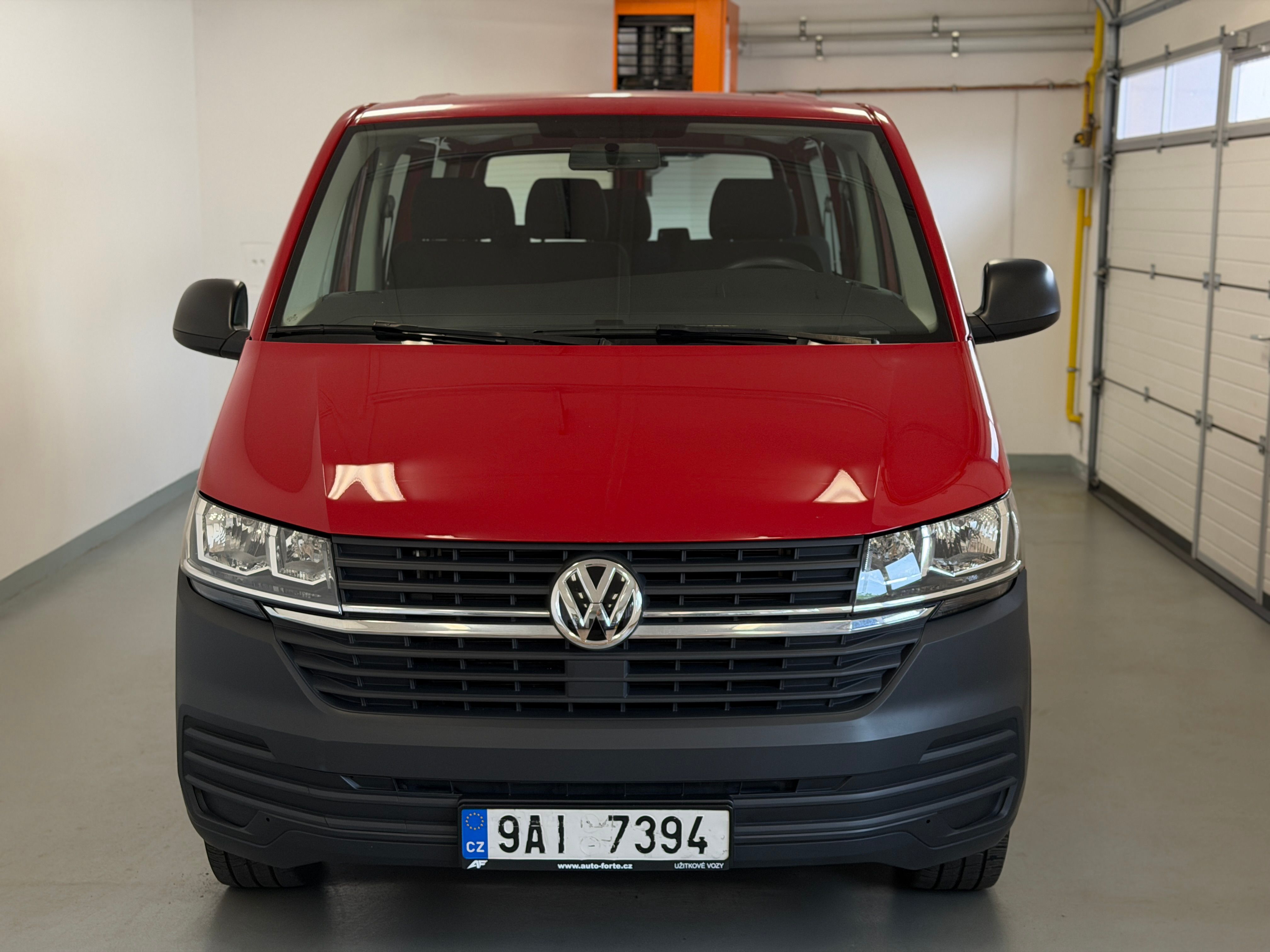 Volkswagen Transporter, t6 2,0 TDI 81 kw 6 MÍST - fotka 3