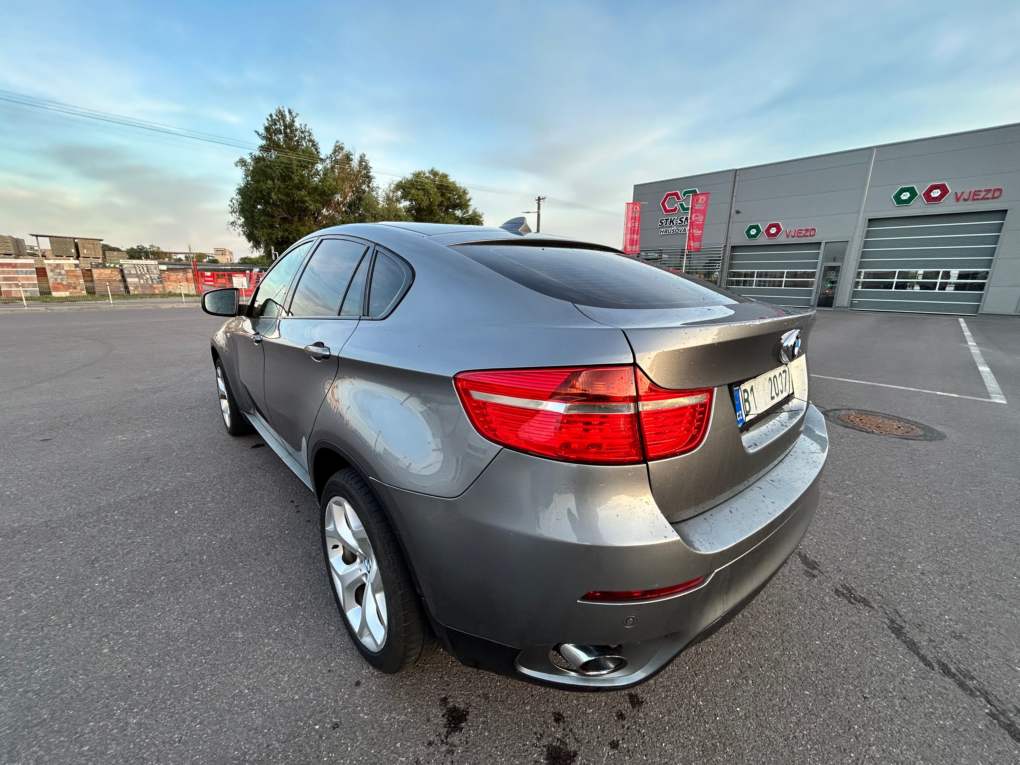 BMW X6, E71 3.0d 173 kW | M57 | 2009 - fotka 6