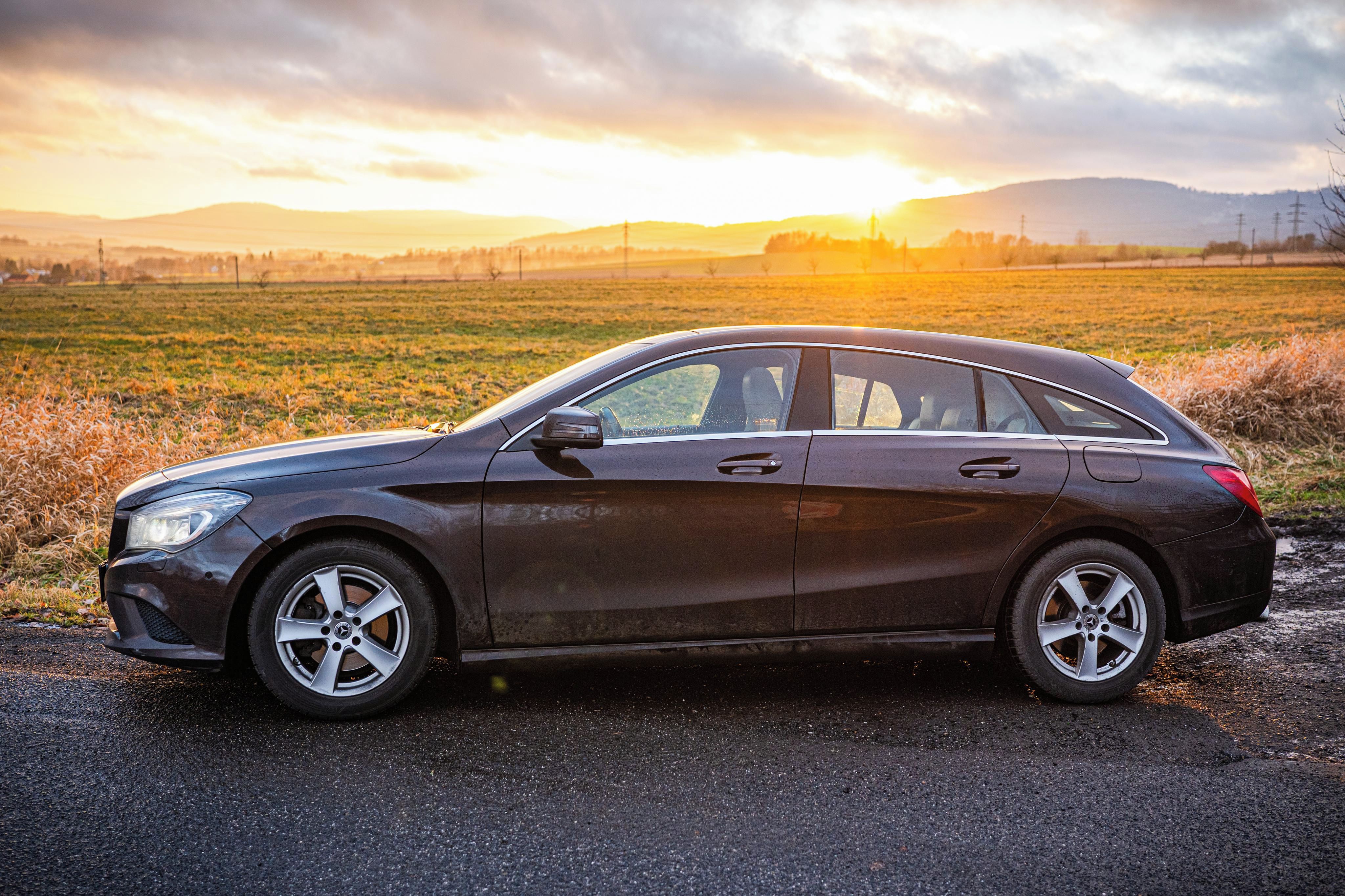 Mercedes-Benz CLA, Mercedes-Benz CLA 220 d - fotka 2