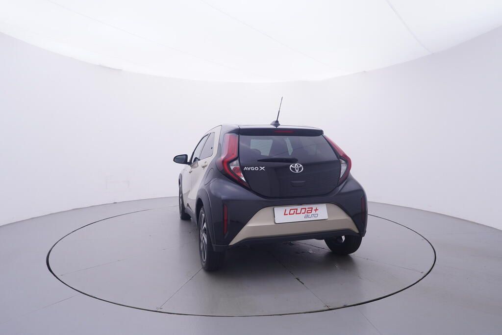 Toyota Aygo, X Style 1.0 53 kW - fotka 4