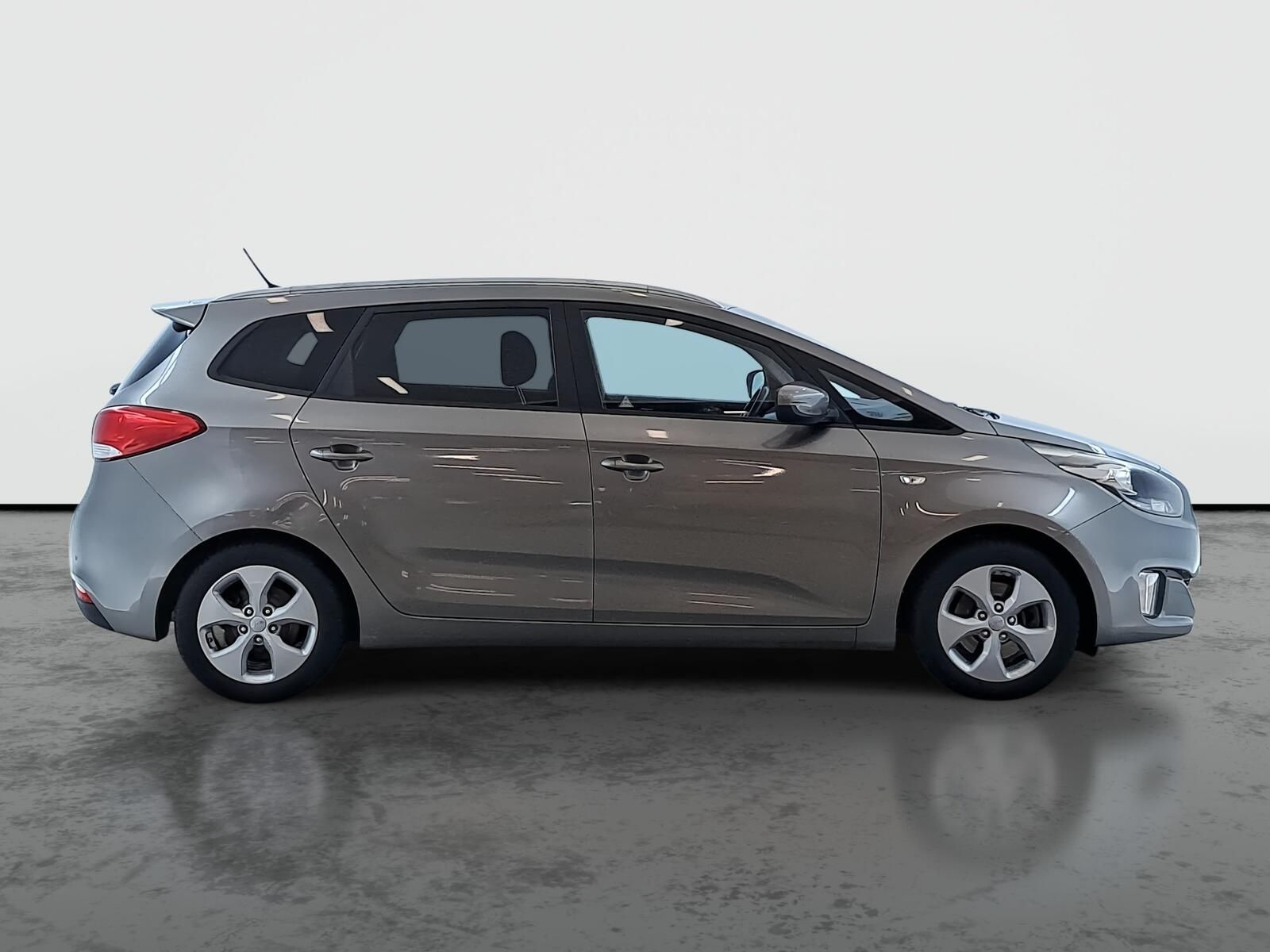 Kia Carens, 2.0 GDI, Automatická klima - fotka 6