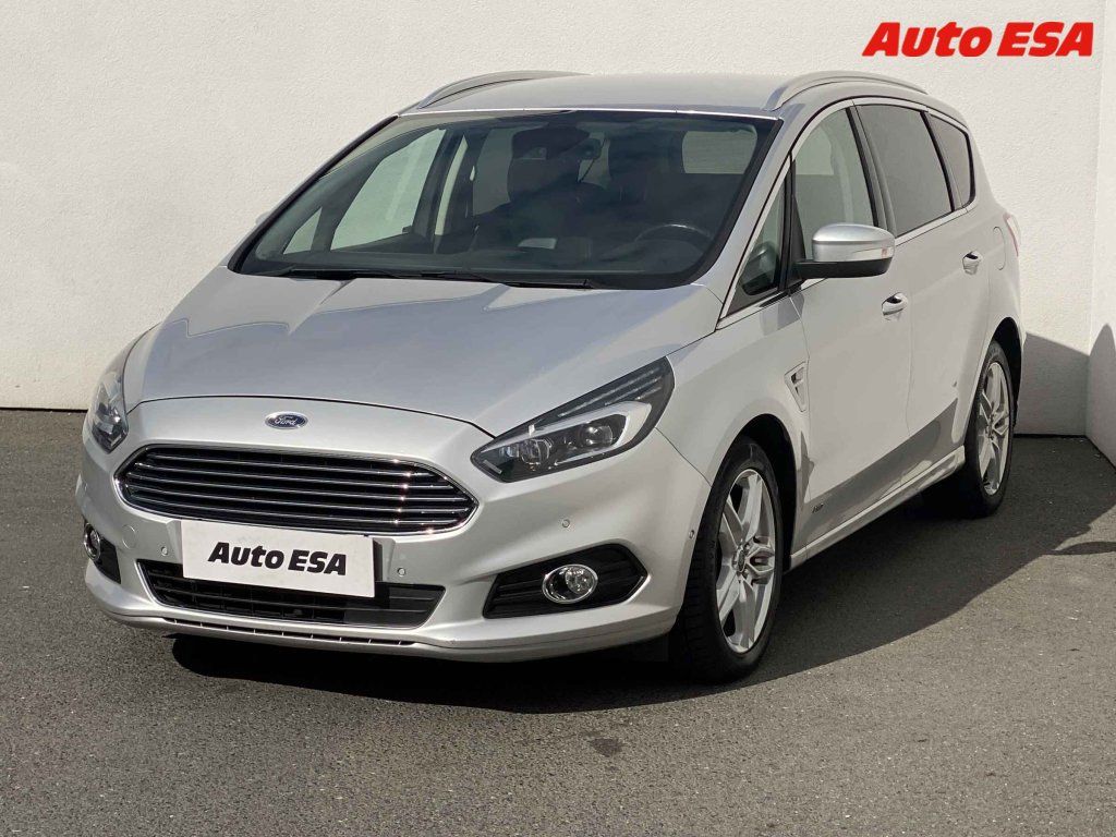 Ford S-MAX, 2.0TDCi 4x4,ČR,AT,navi - fotka 3