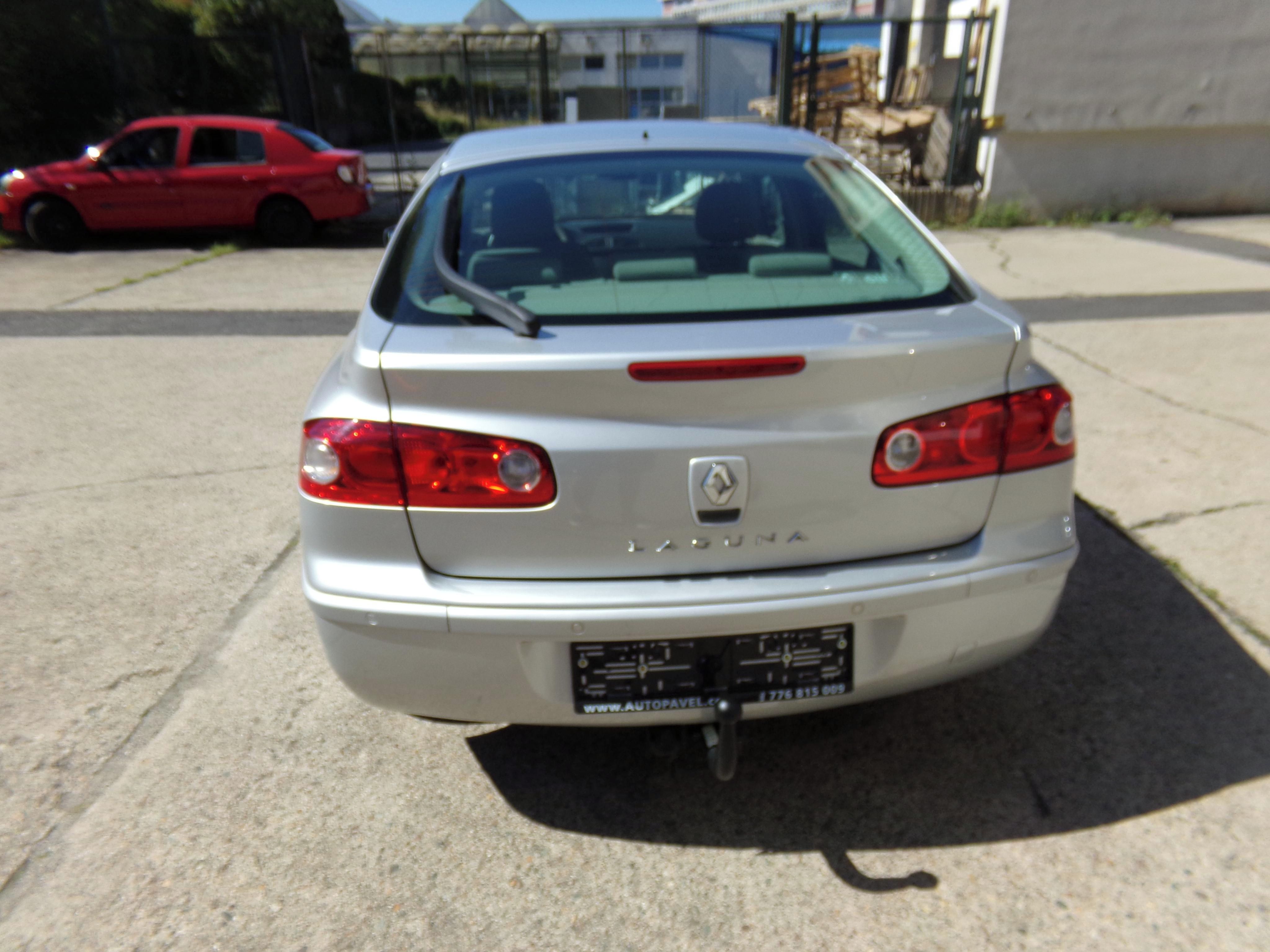 Renault Laguna, 2.0 16V PRIVILEGE - fotka 3