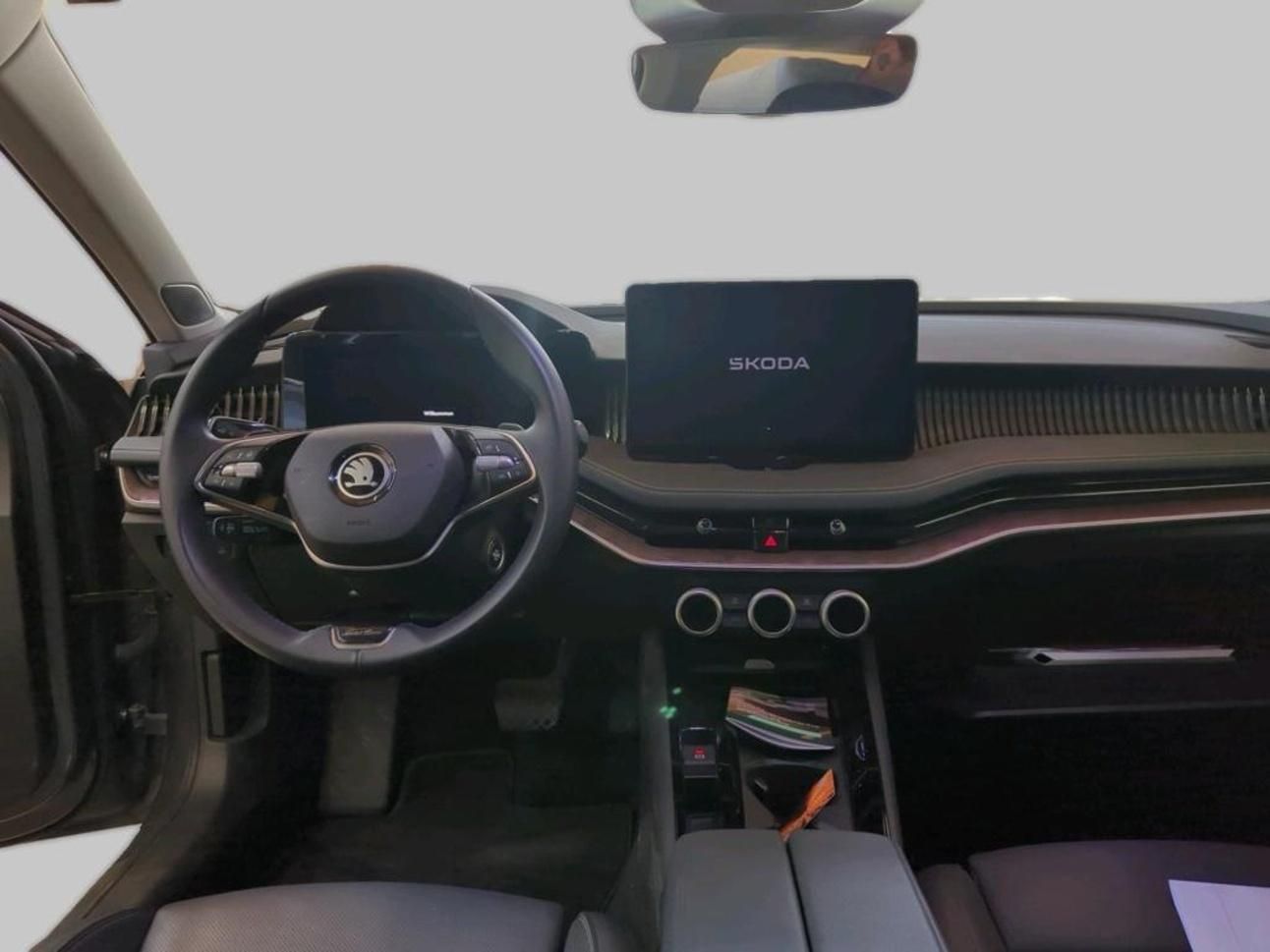 Škoda Superb, Combi 2,0TDi 110kw DSG L&K 18A - fotka 5