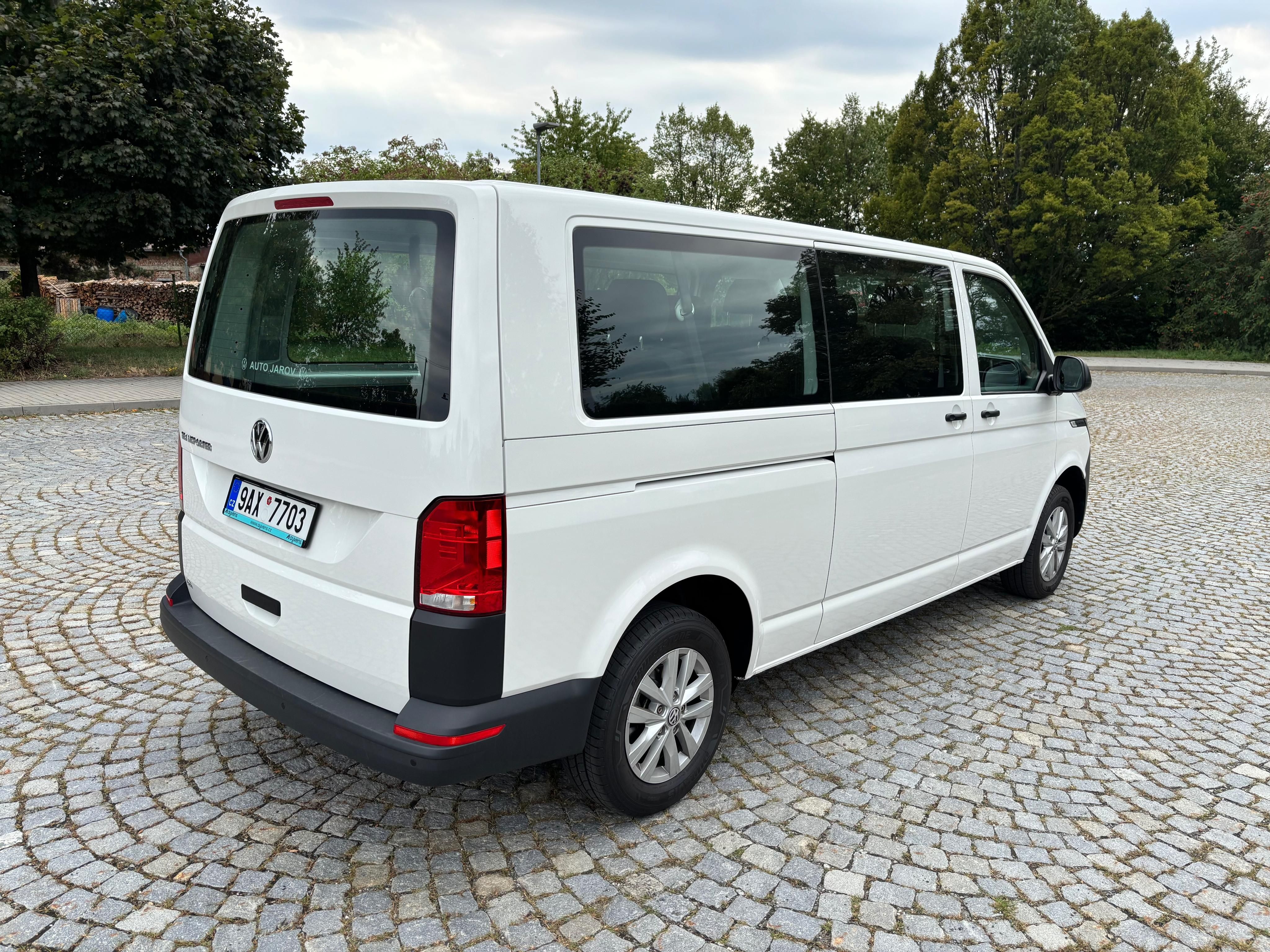 Volkswagen Transporter, 2.0 TDi 110kw Long 1.Majitel - fotka 4