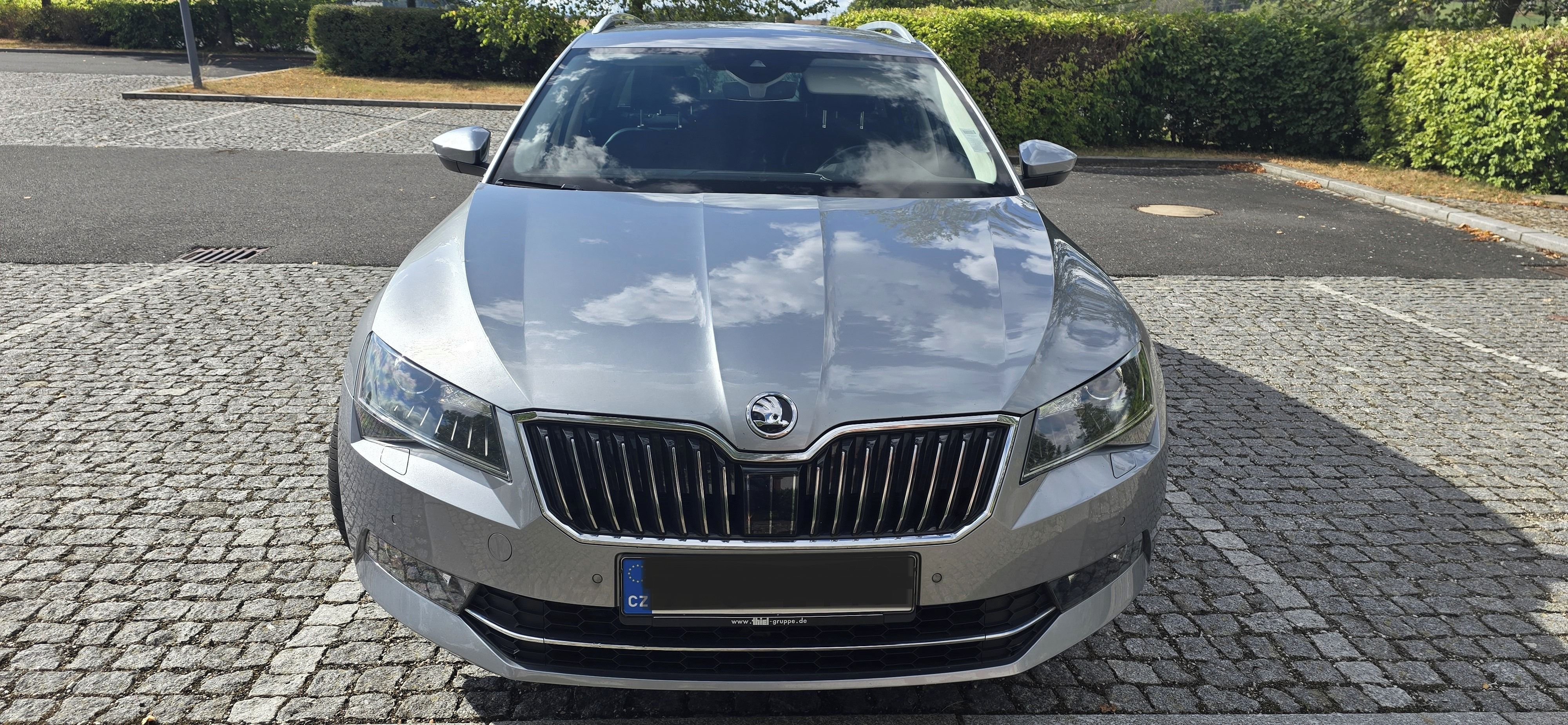 Škoda Superb, Škoda Superb 2,0 TDI 140kW L&K