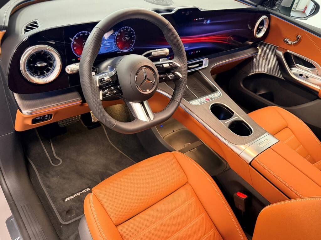 Mercedes-Benz GLC, 400 4MATIC s technologií EQ - fotka 2