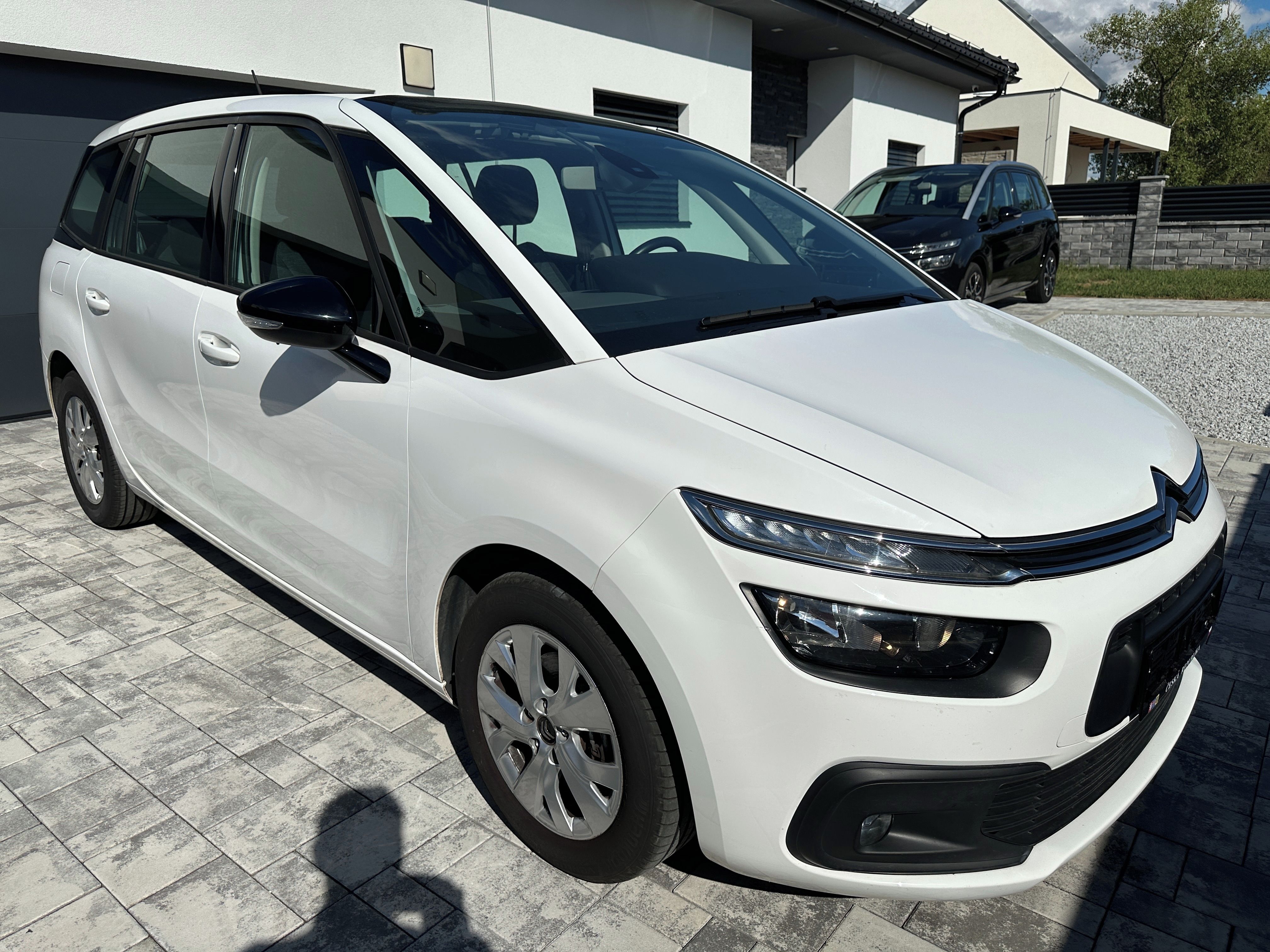 Citroën Grand C4 SpaceTourer, 1,2 PT NAVIGACE, 7-MÍST - fotka 4