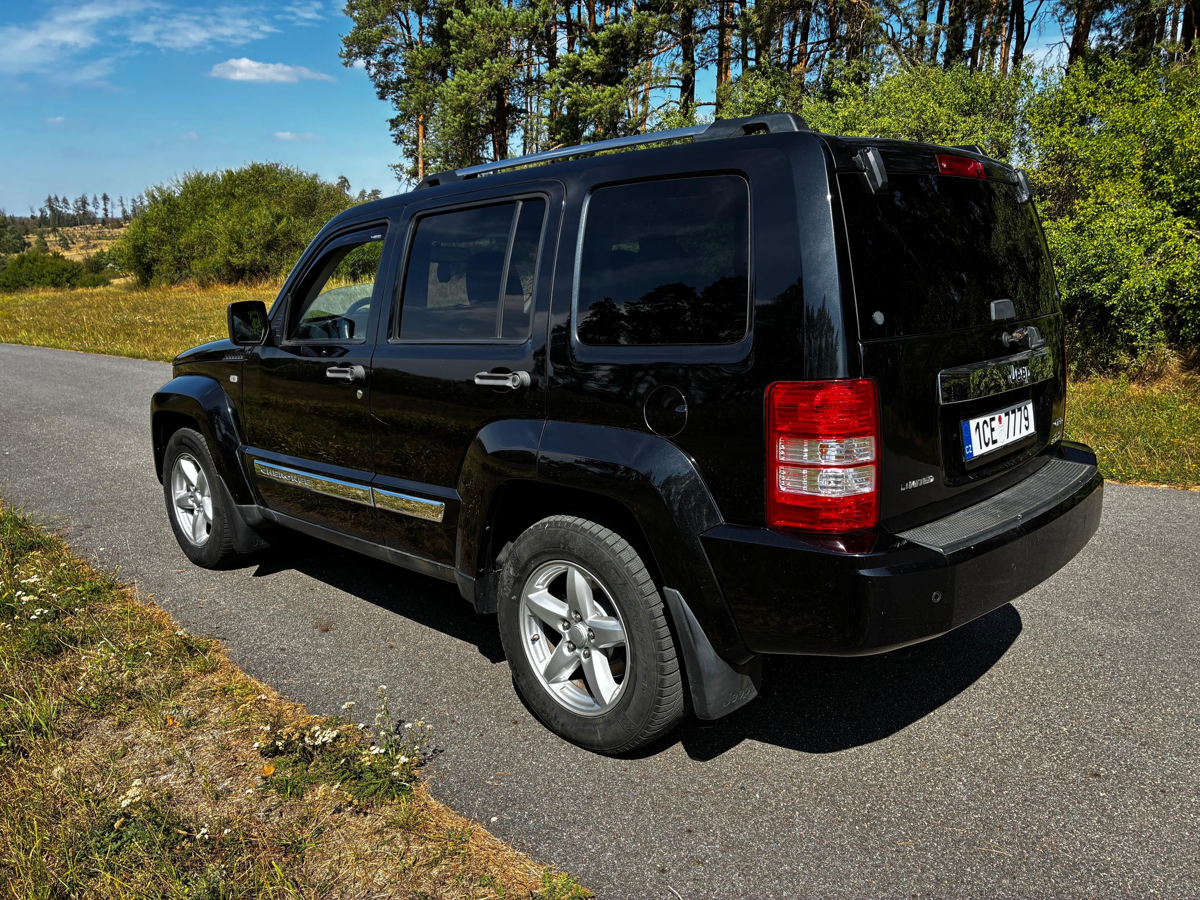 Jeep Cherokee, 2.8 CRD po servisu - fotka 3