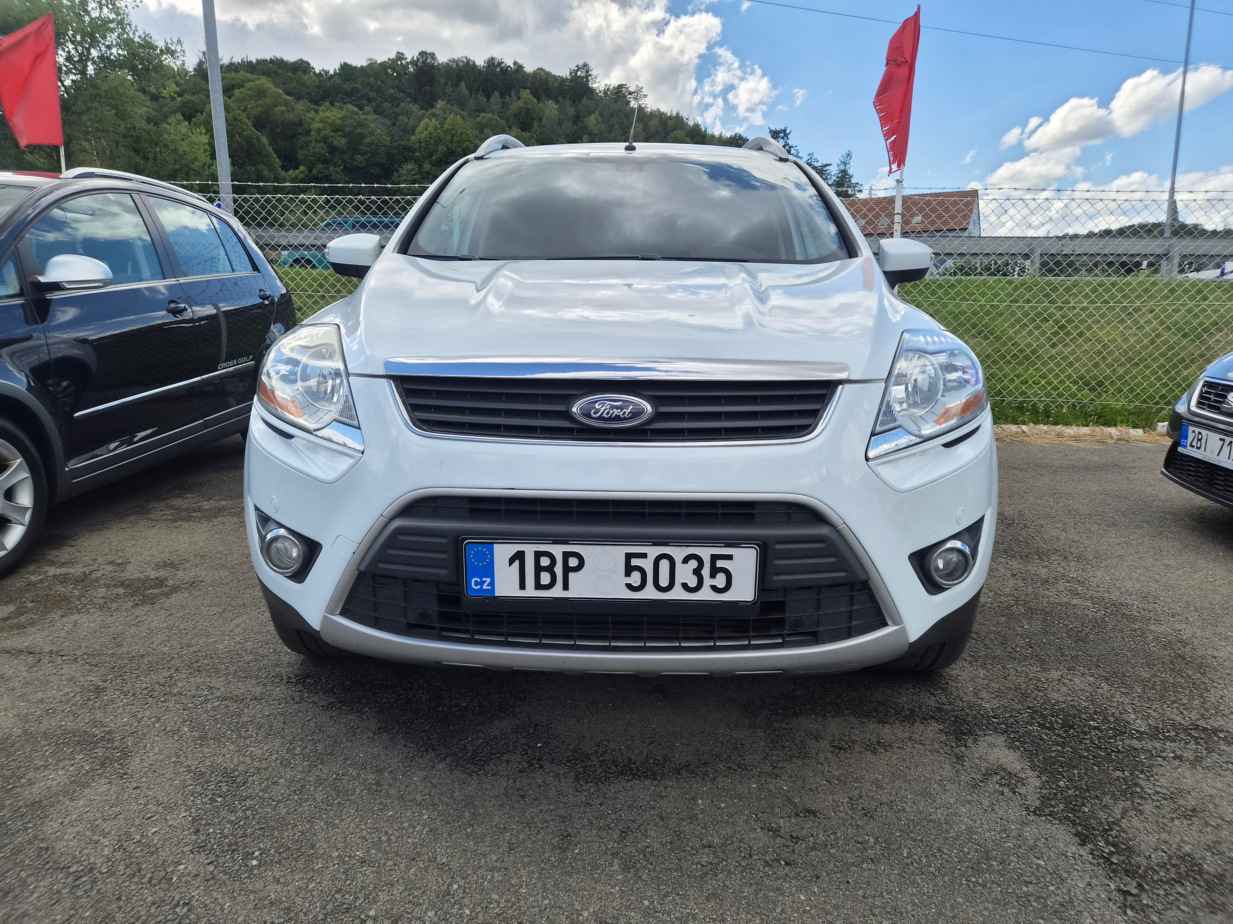 Ford Kuga, 2,0TDCI 4X4 132000 KM TITANIUM - fotka 6