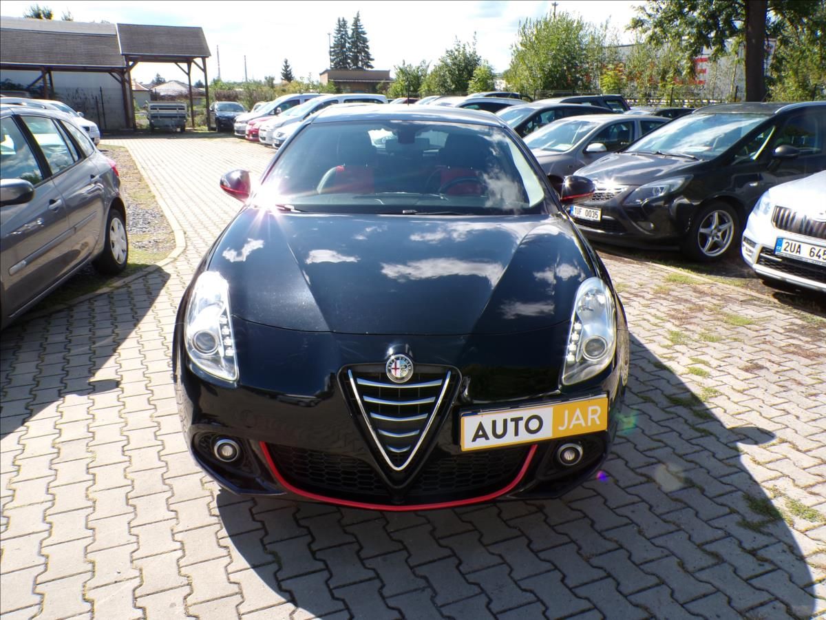 Alfa Romeo Giulietta, 1,4 Turbo 145 kW  AUTOMAT - fotka 2