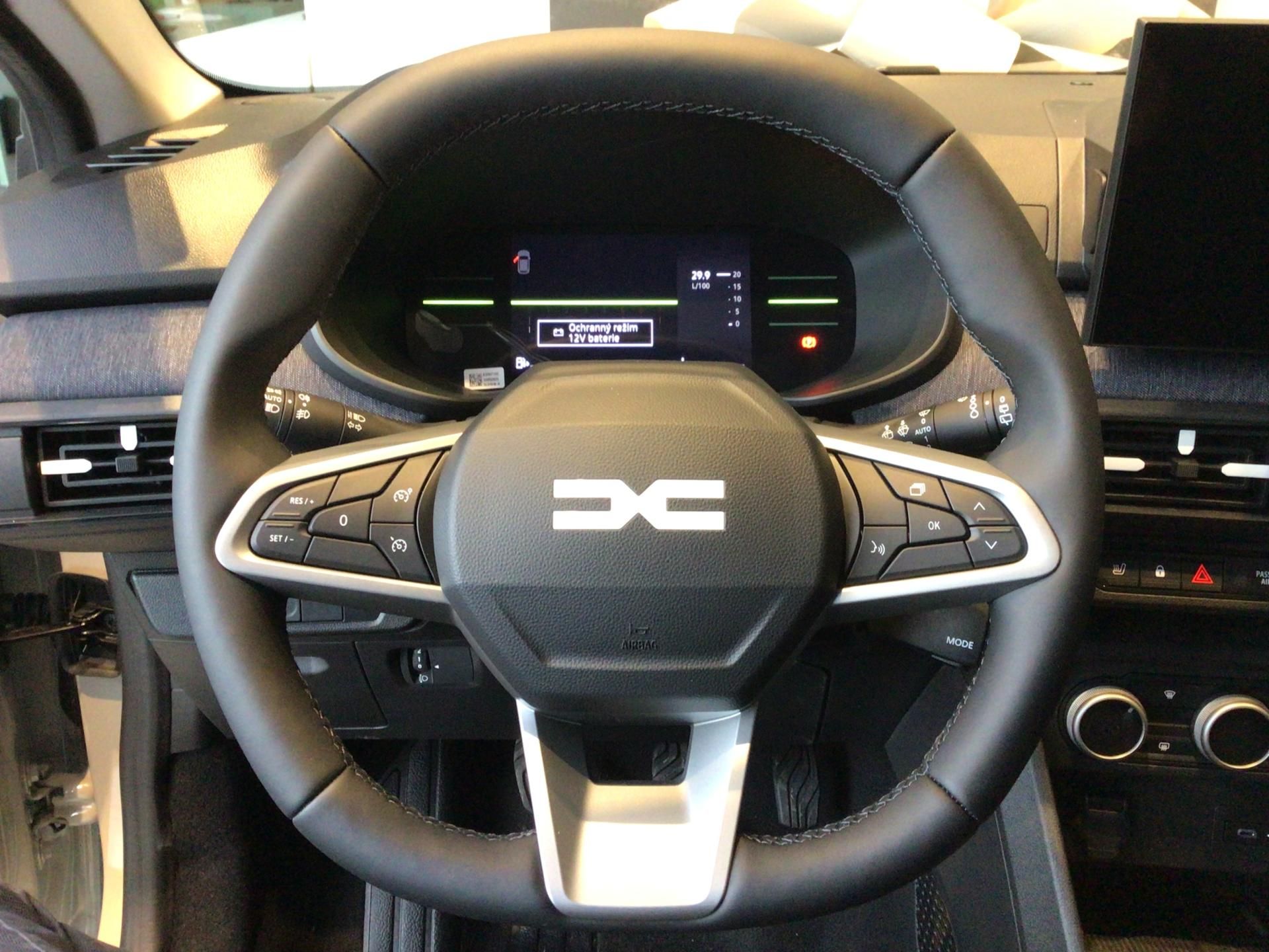 Dacia Jogger, FULL HYBRID MAXIM. VÝBAVA AKCE - fotka 6