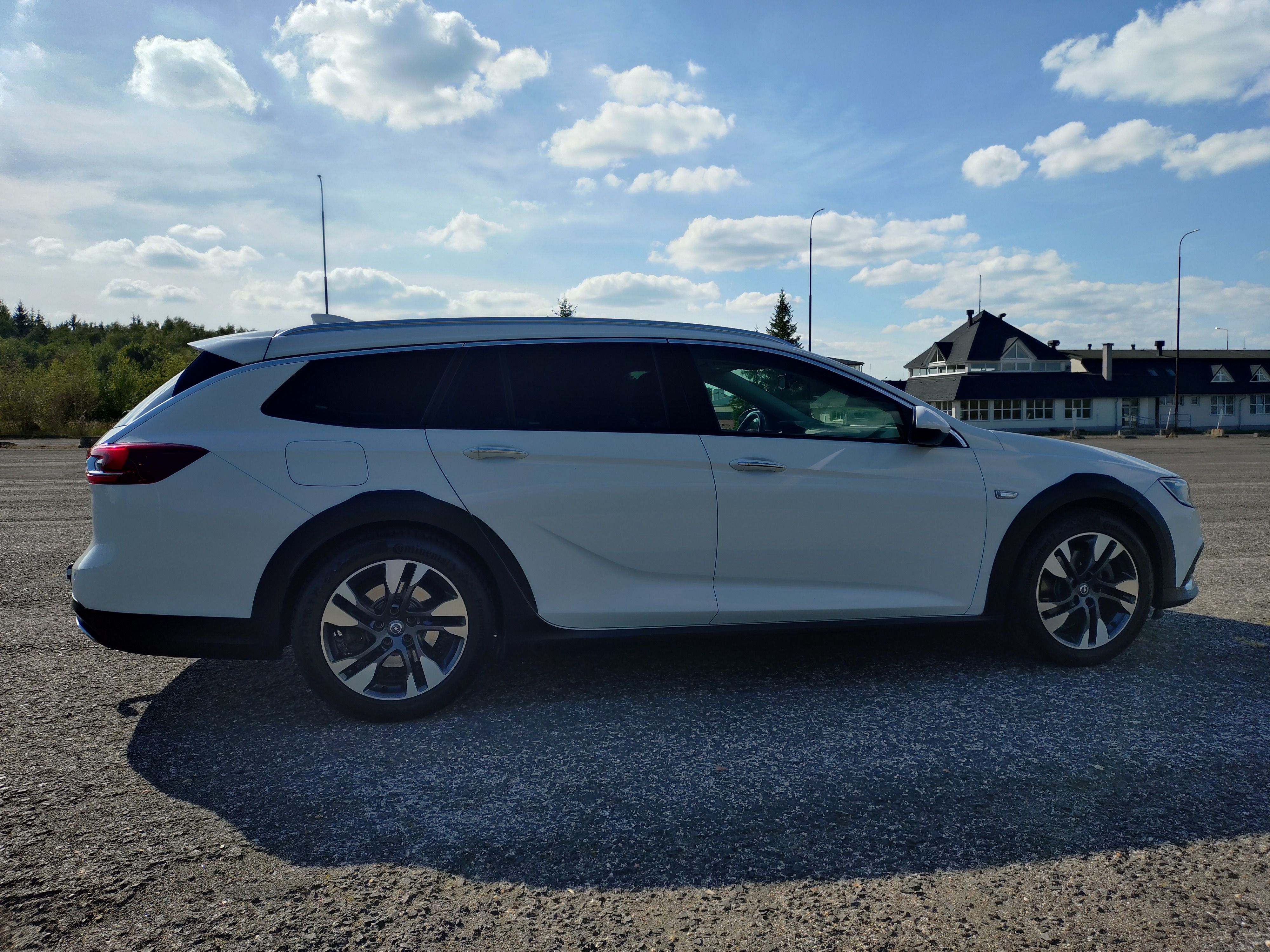 Opel Insignia, Country Tourer 154kW, 4x4 - fotka 6